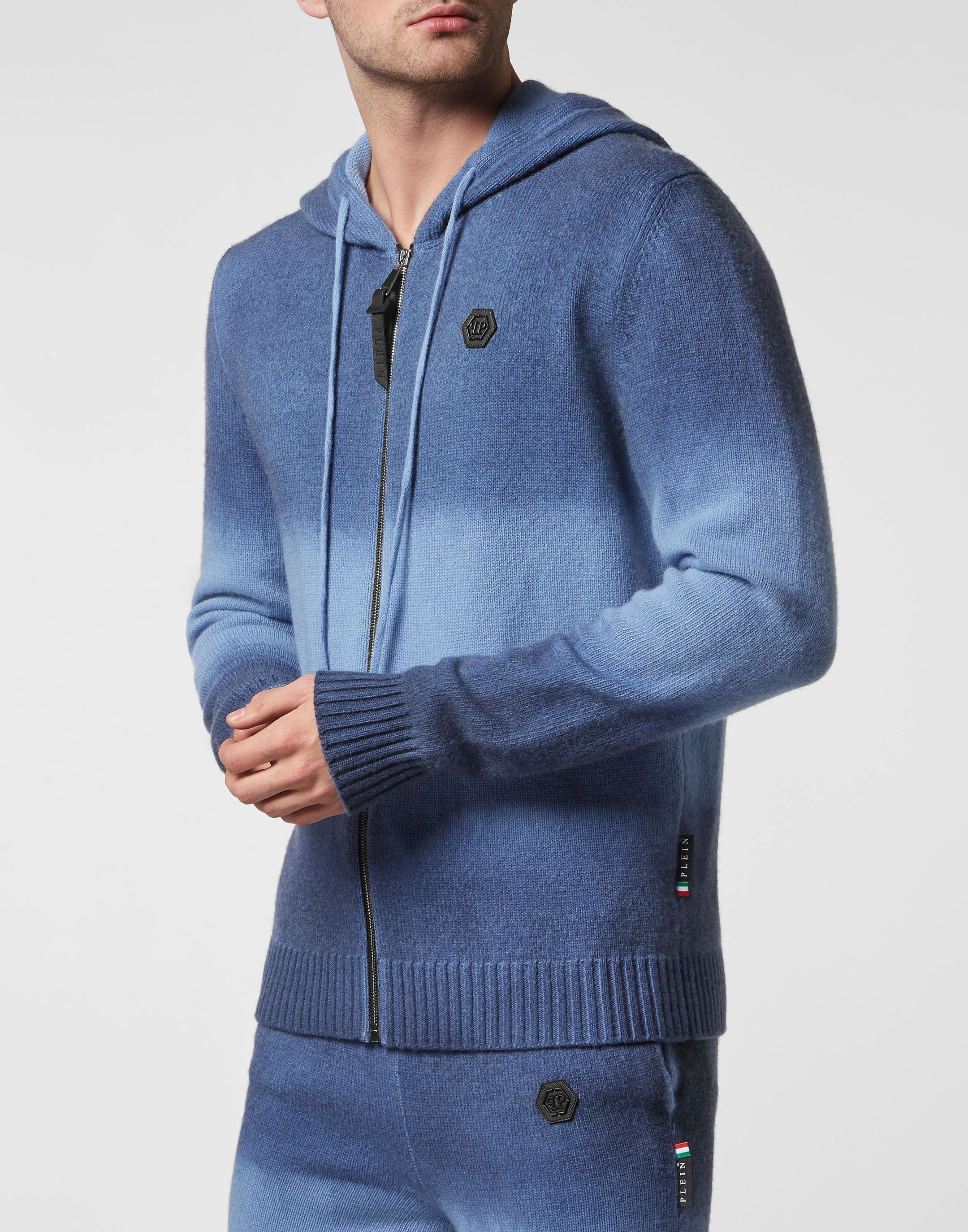 Трикотажный костюм