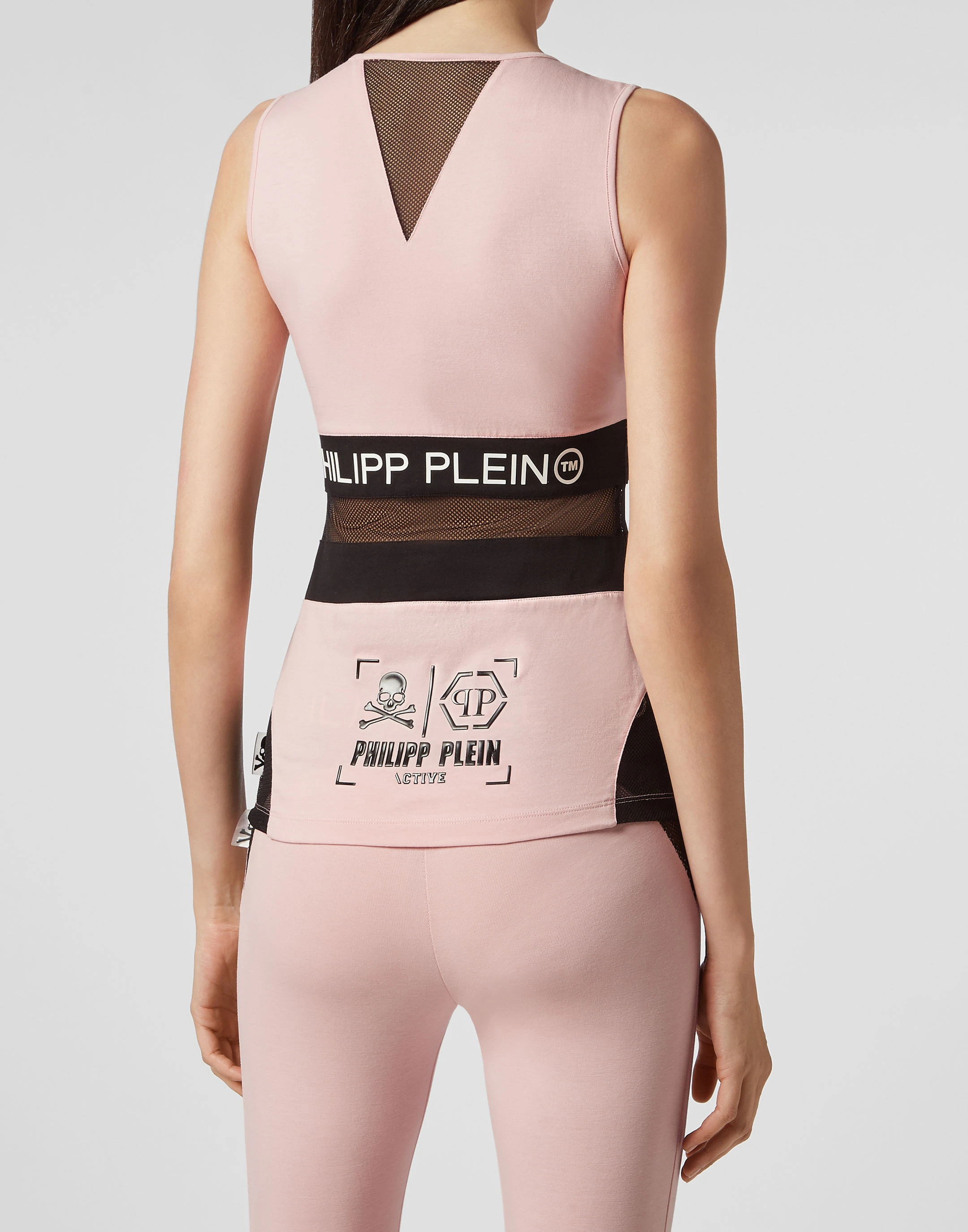 Спортивный топ