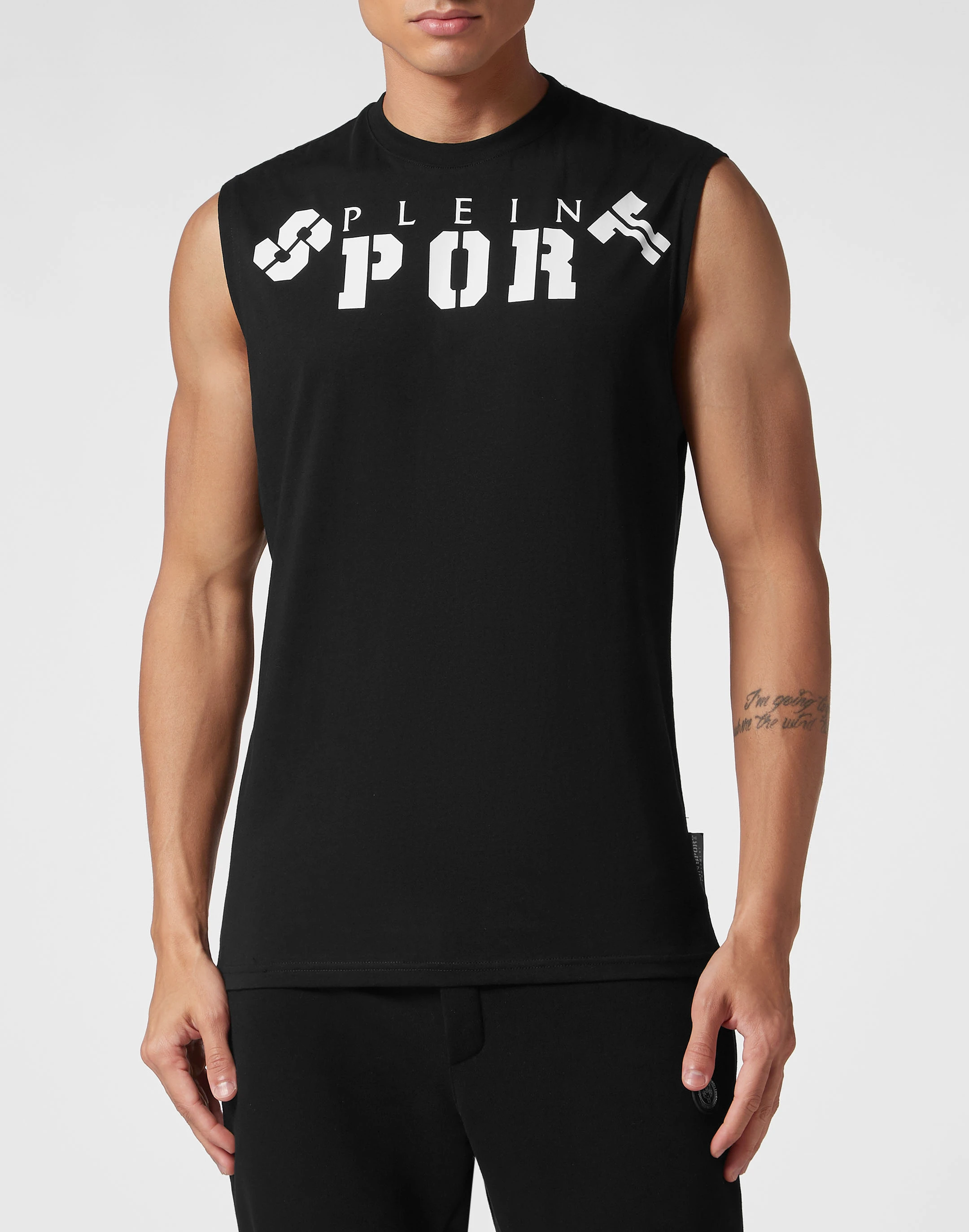 Спортивный топ