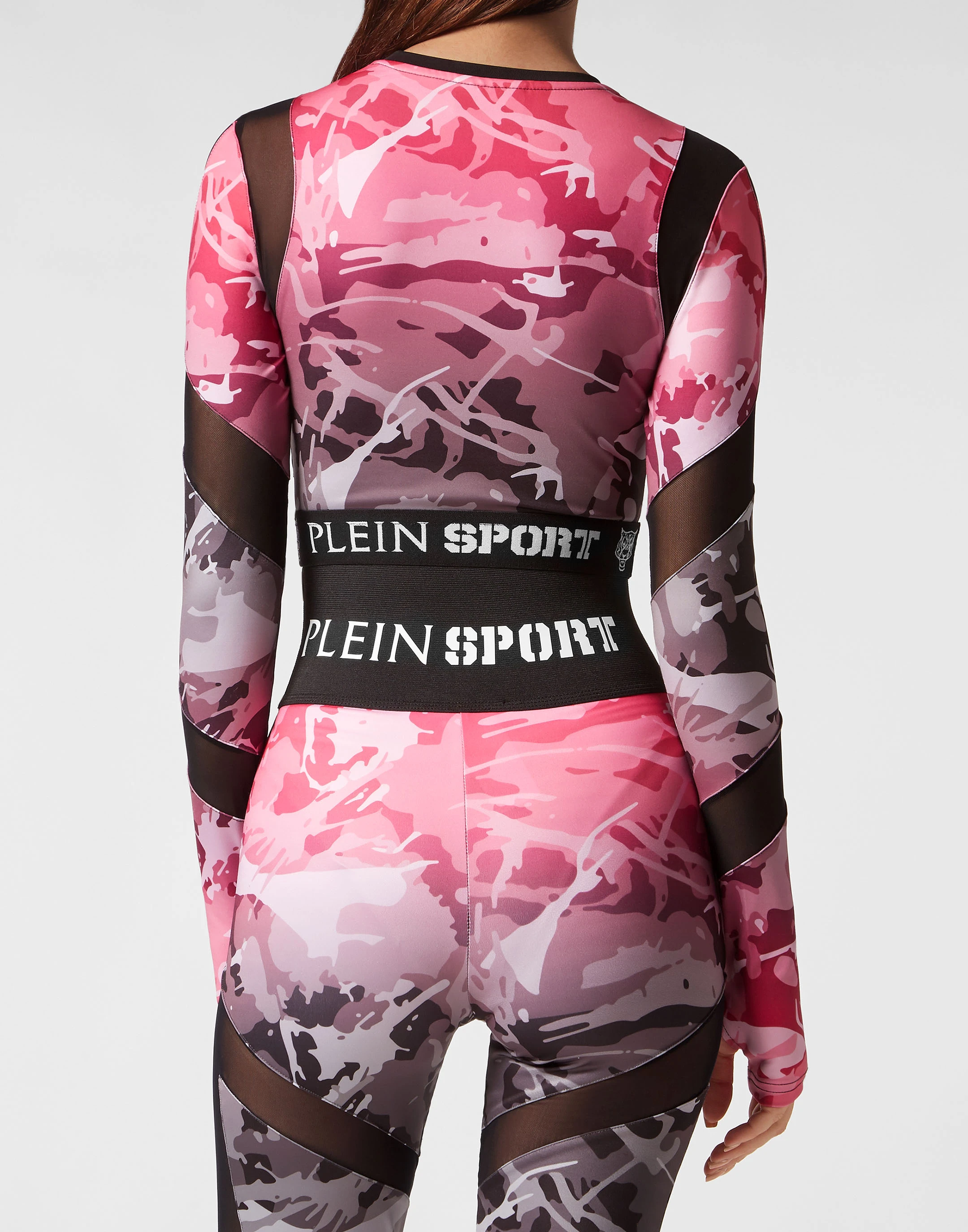 Спортивный топ