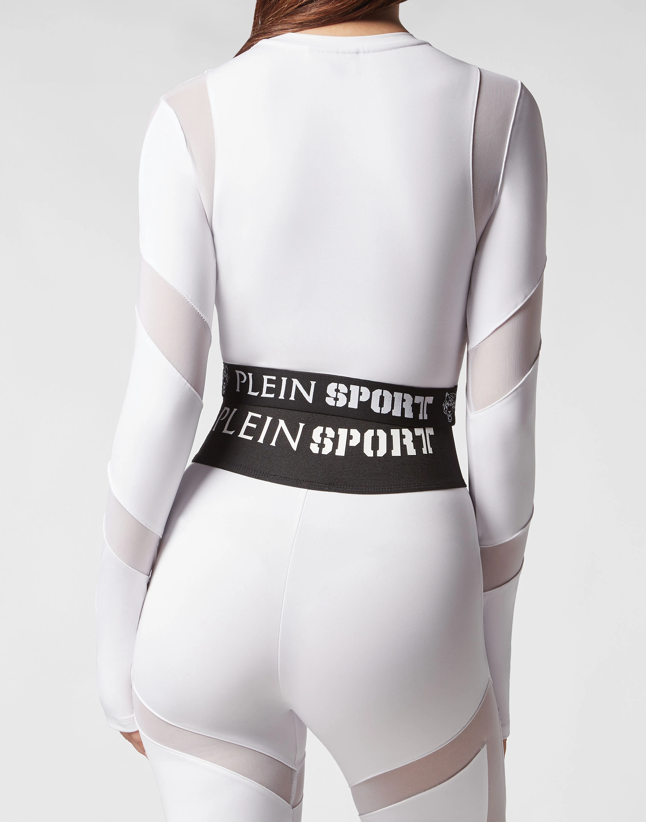 Спортивный топ