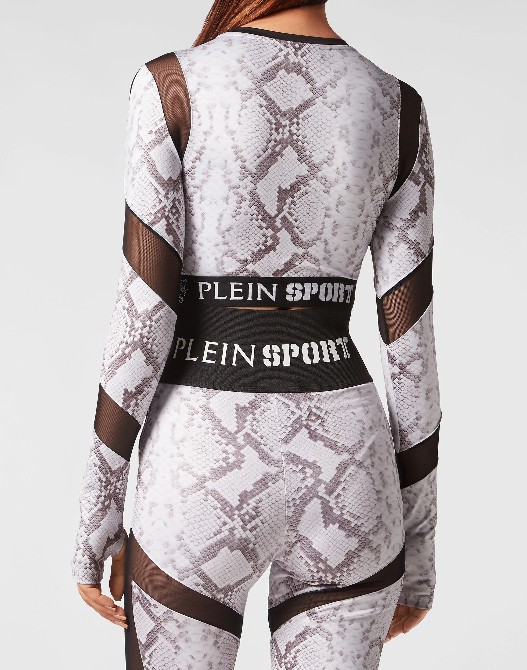 Спортивный топ