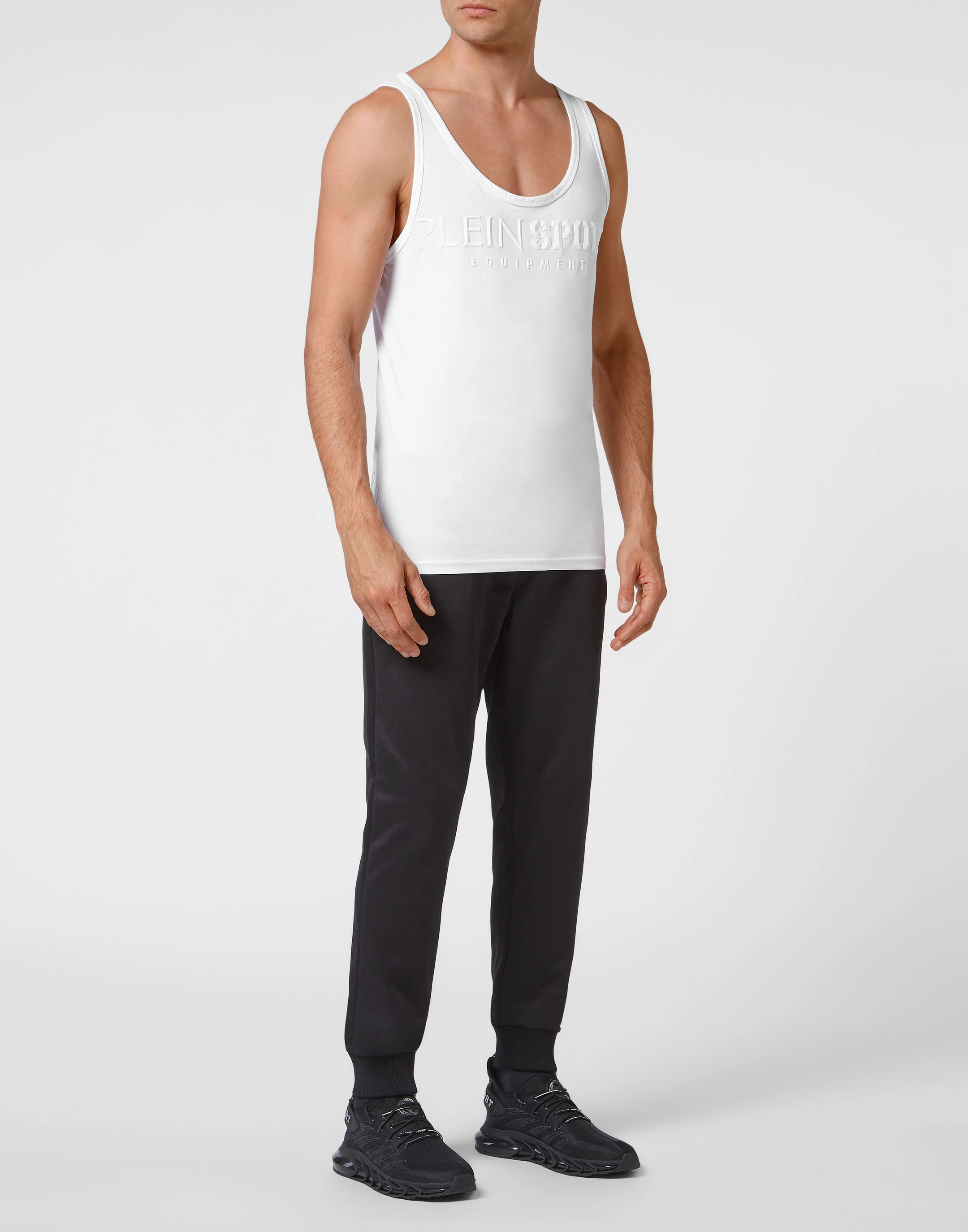 Спортивный топ