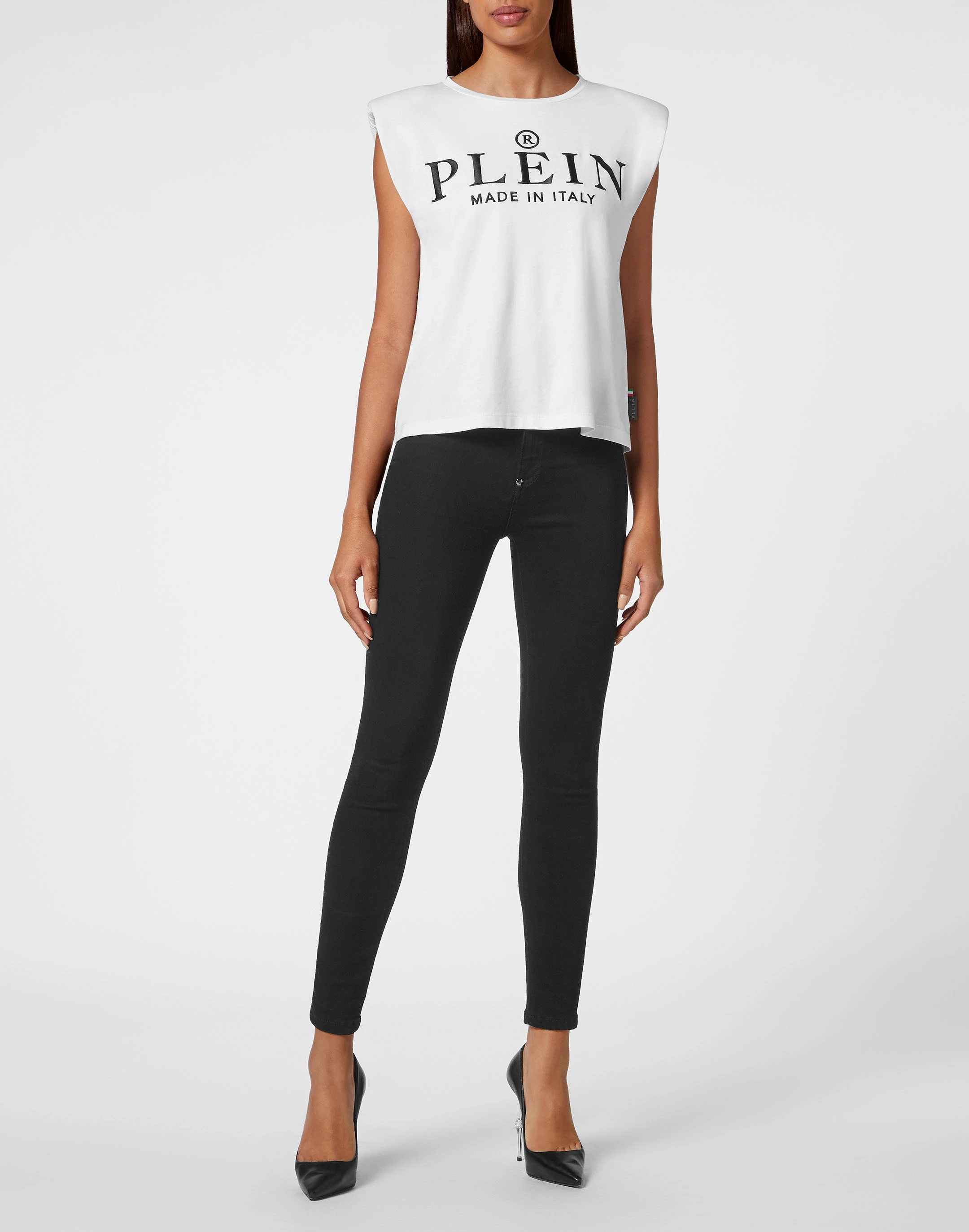 Спортивный топ