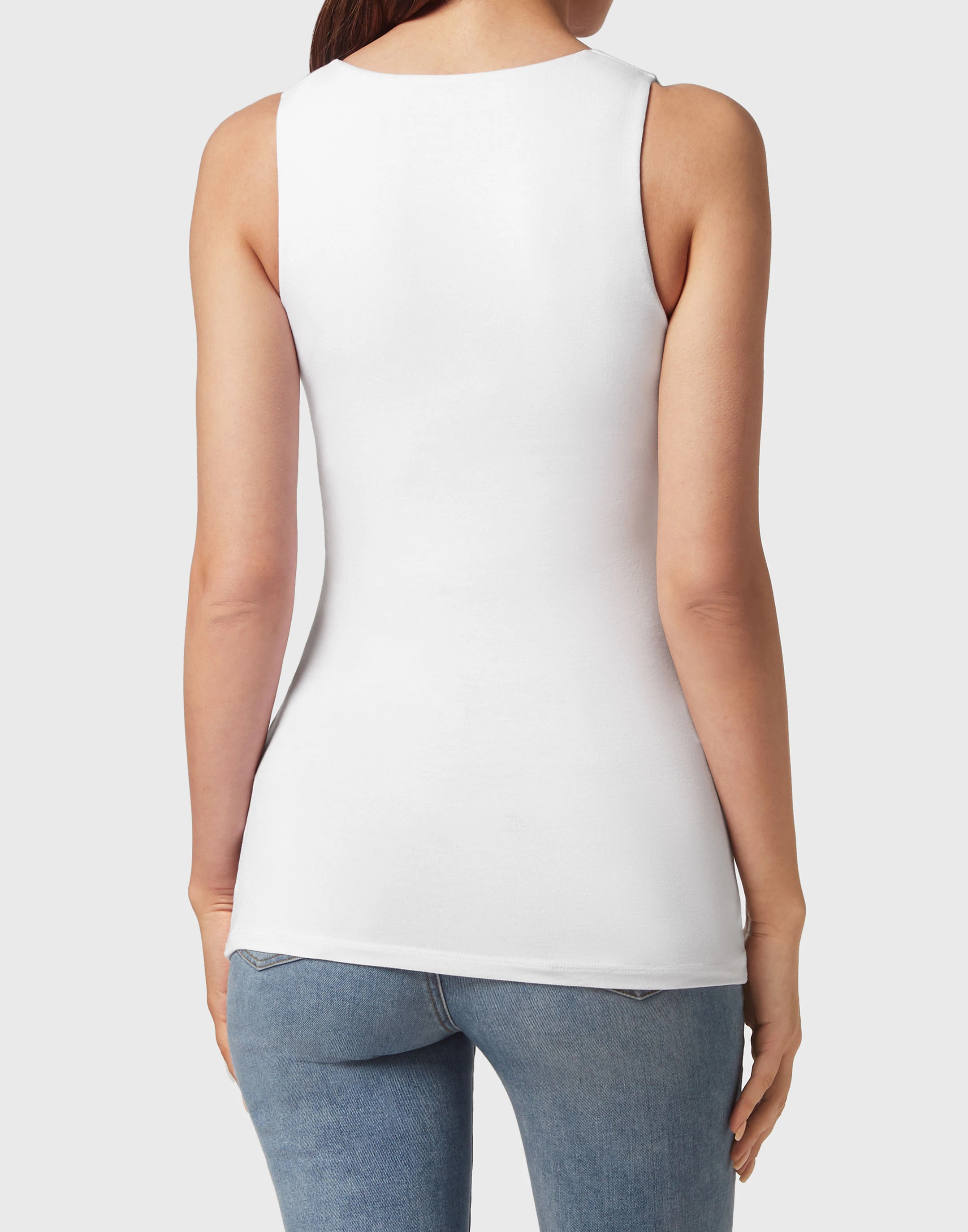 Спортивный топ