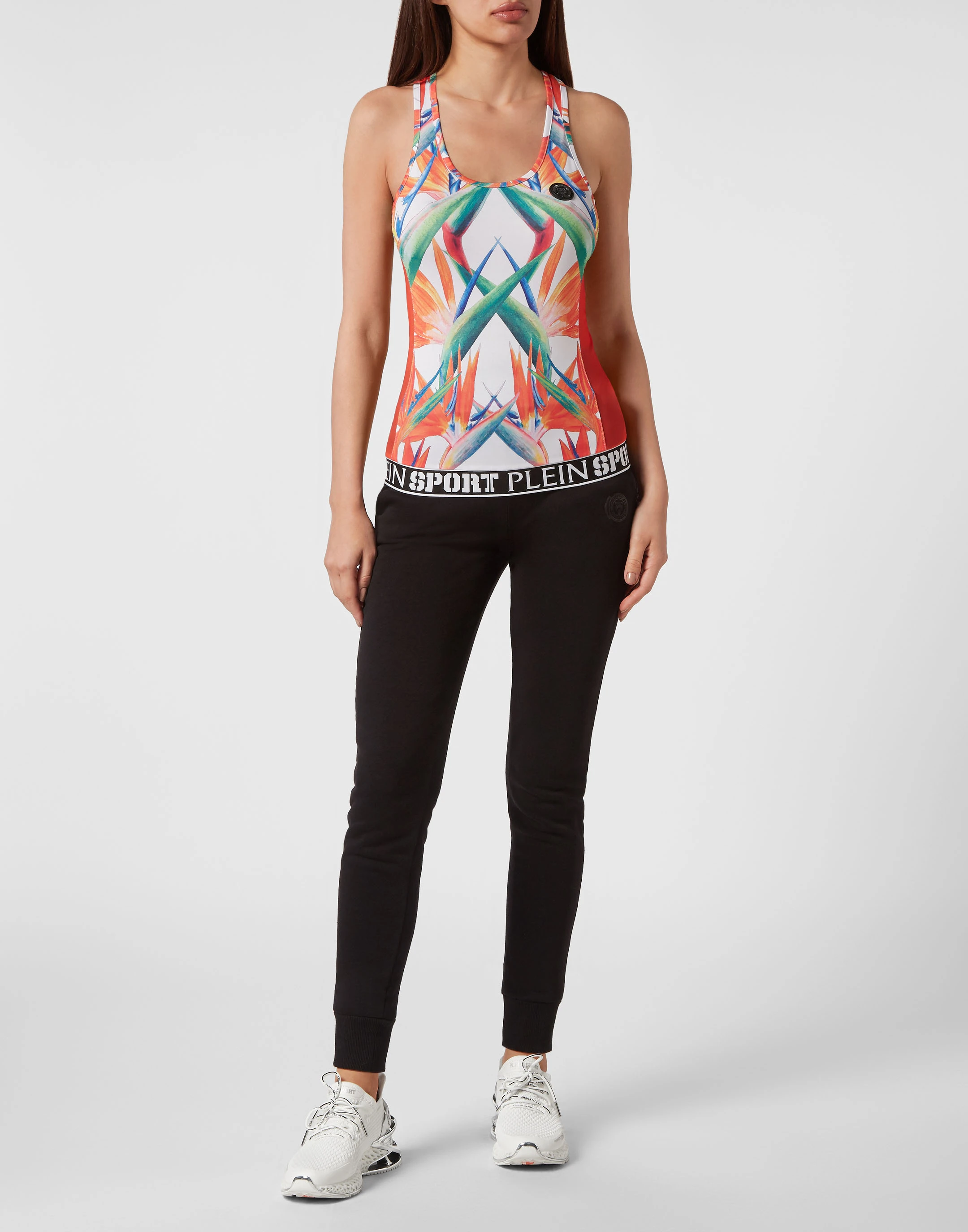 Спортивный топ