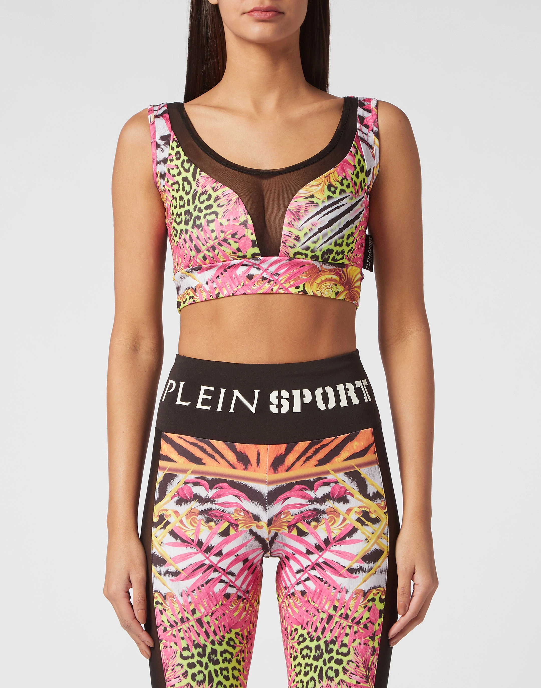 Спортивный топ