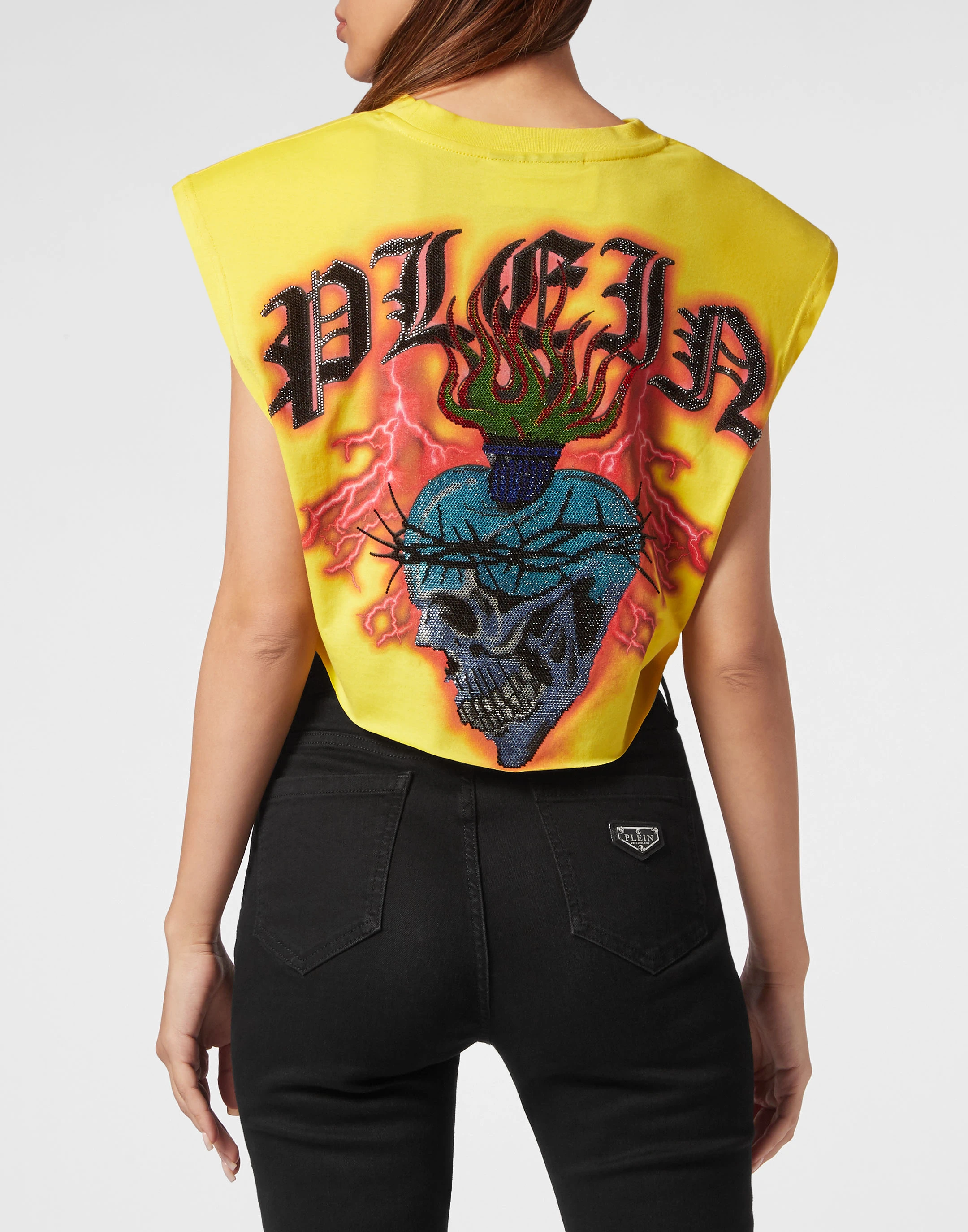 Спортивный топ