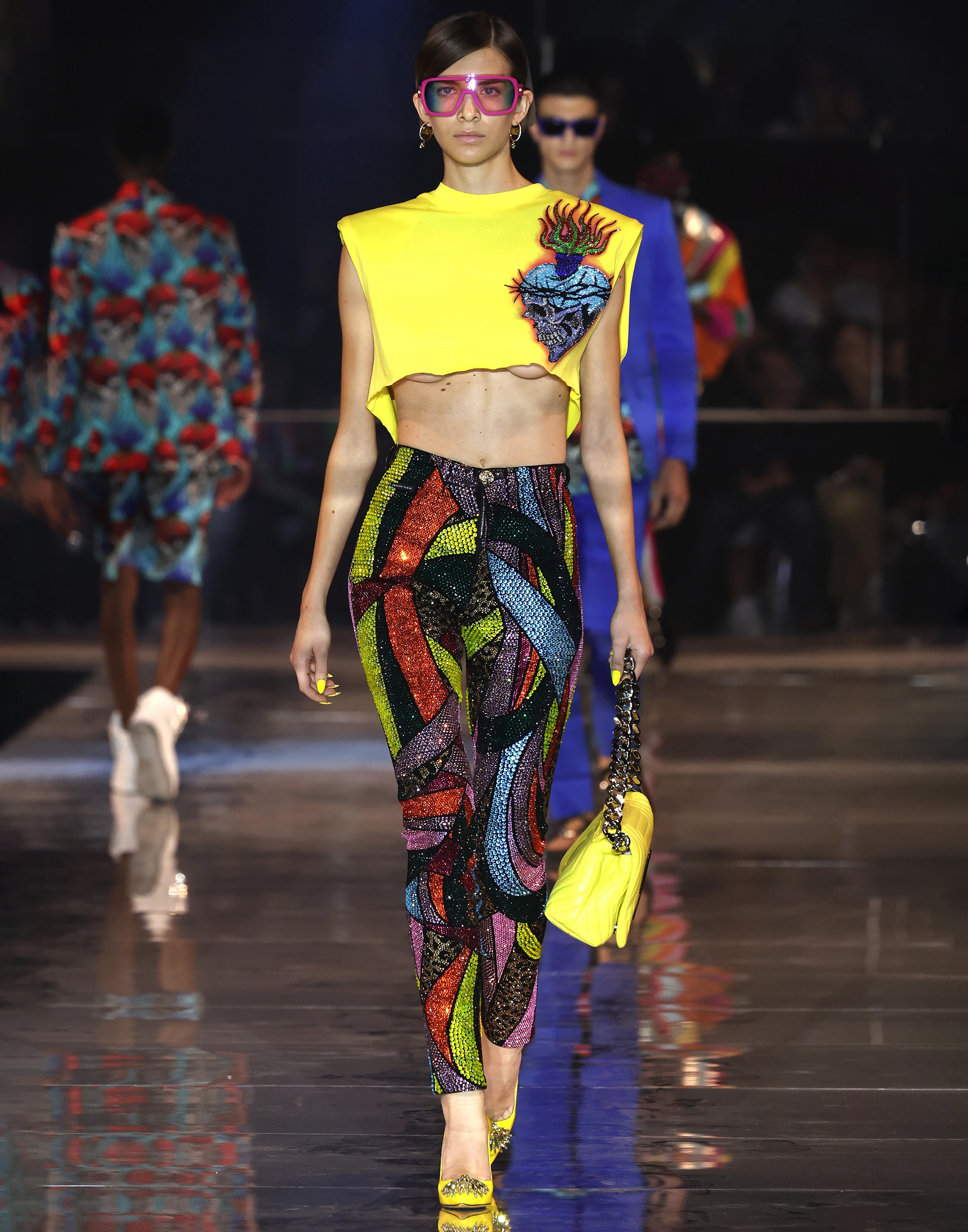 Спортивный топ