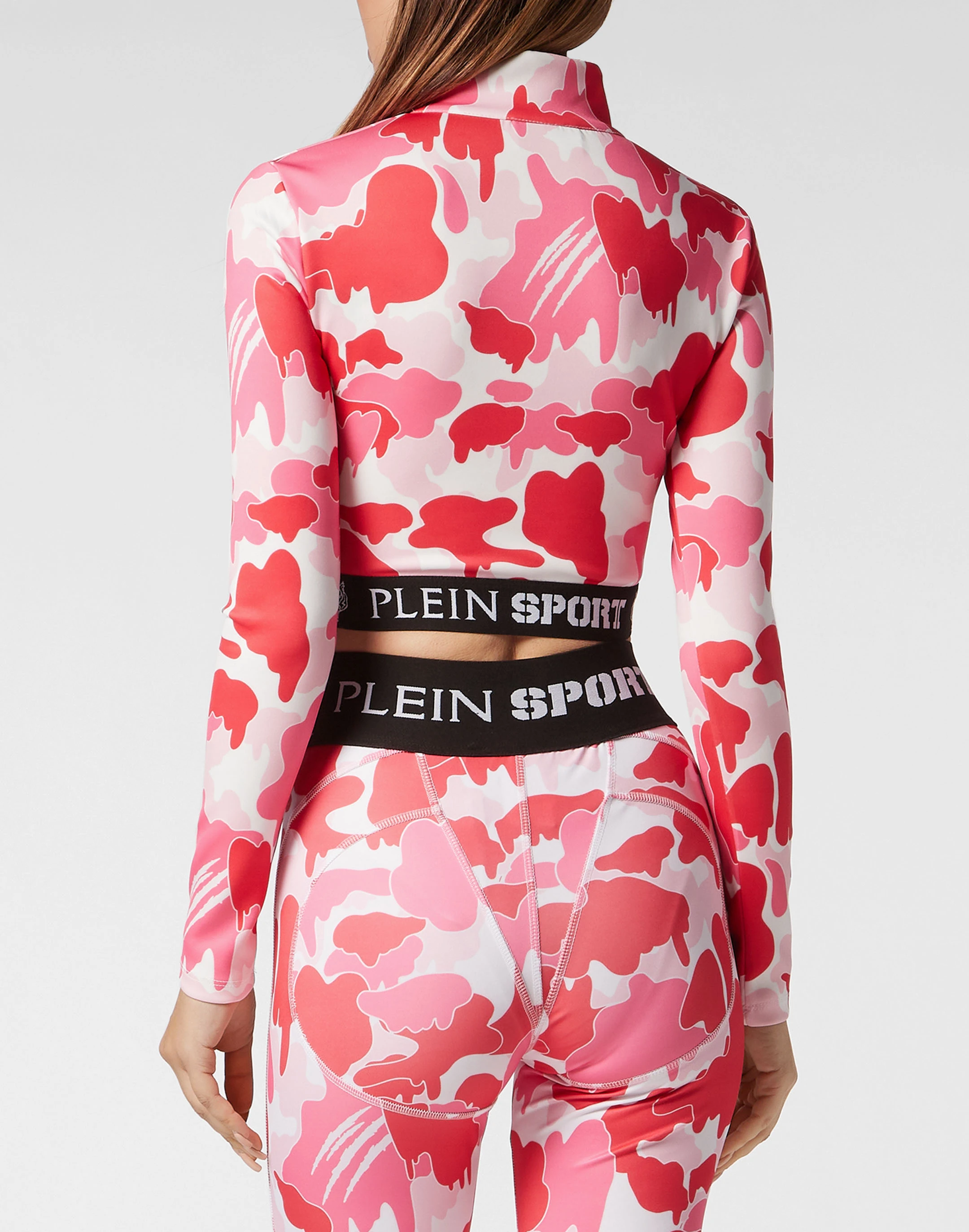 Спортивный топ