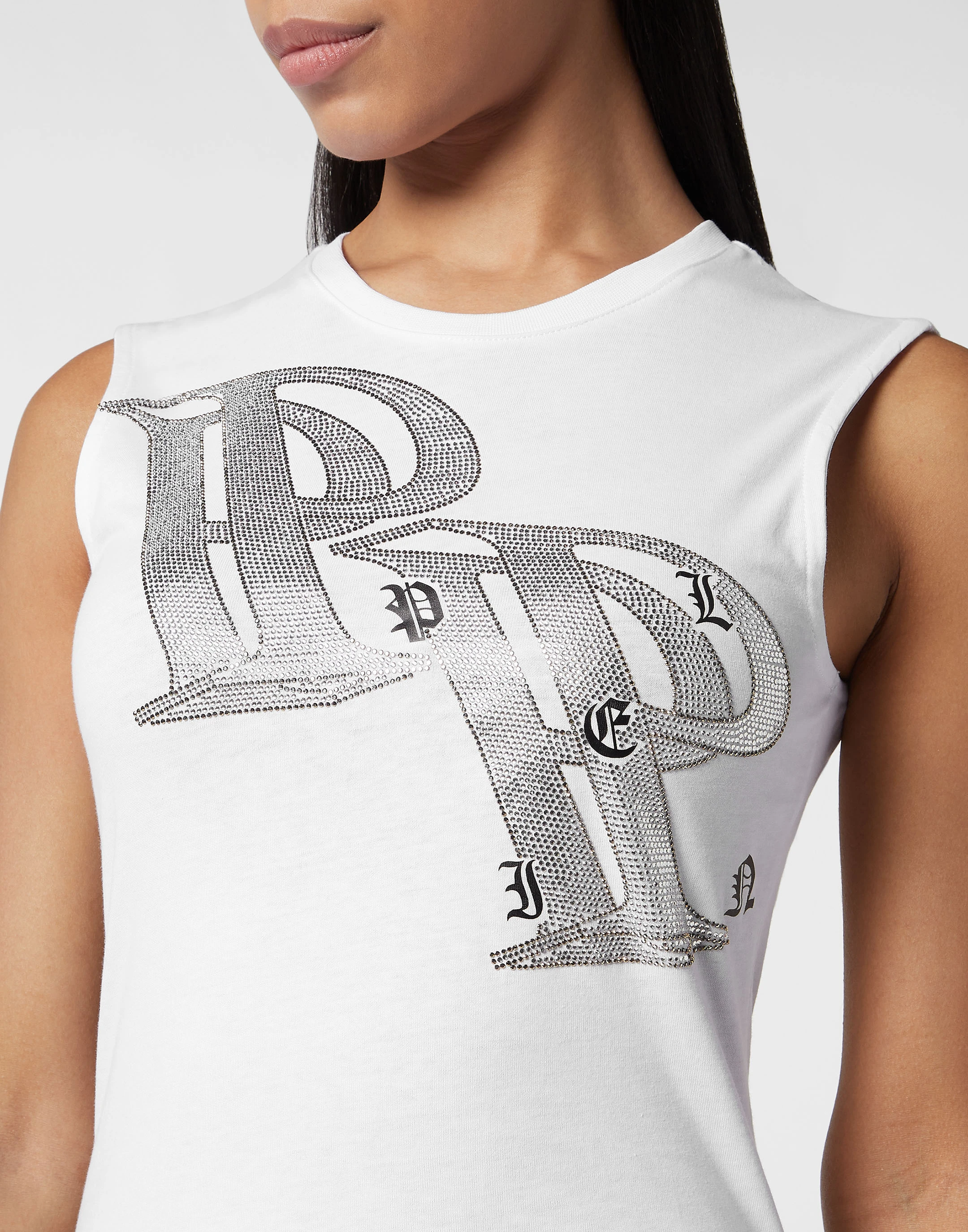 Спортивный топ