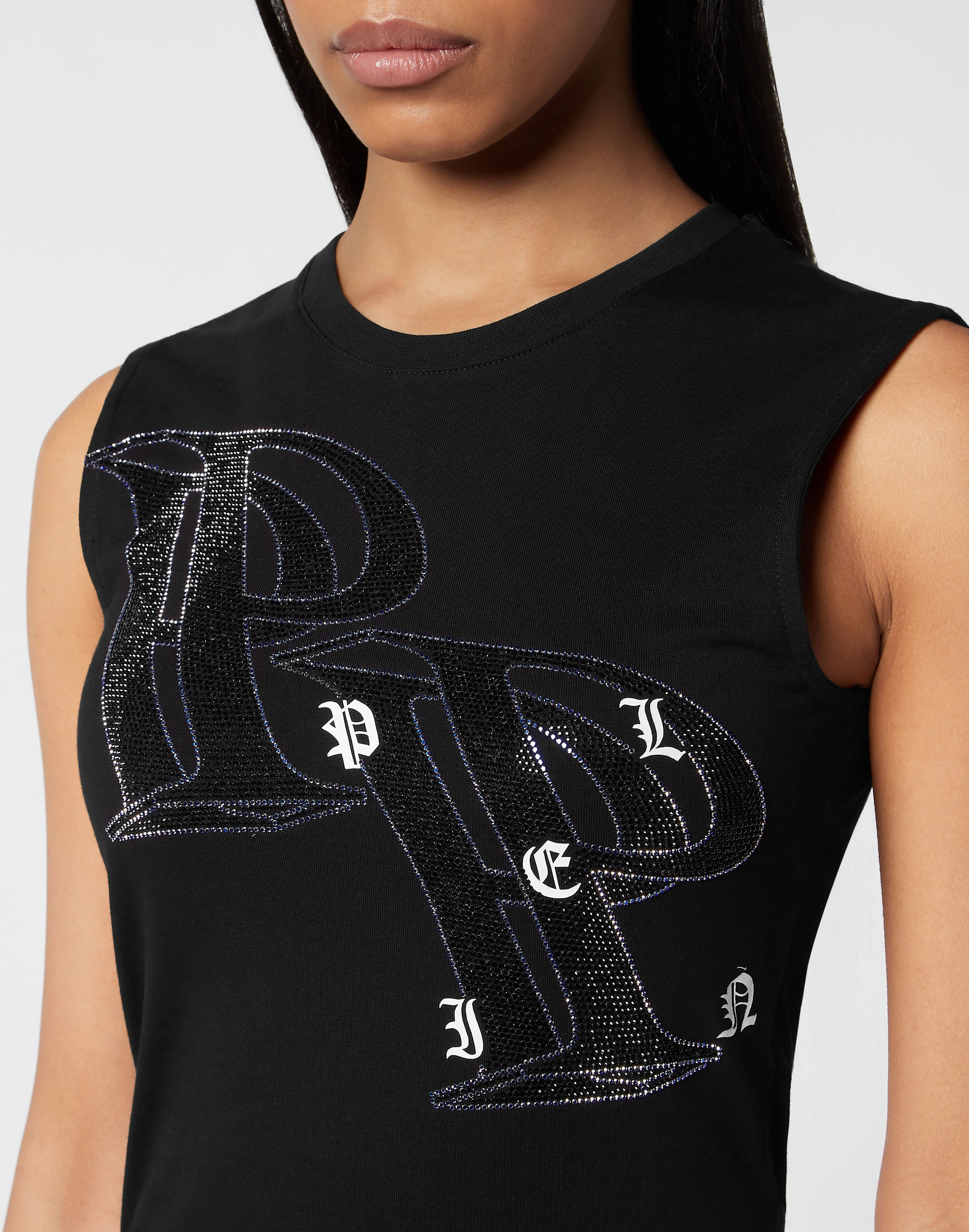 Спортивный топ