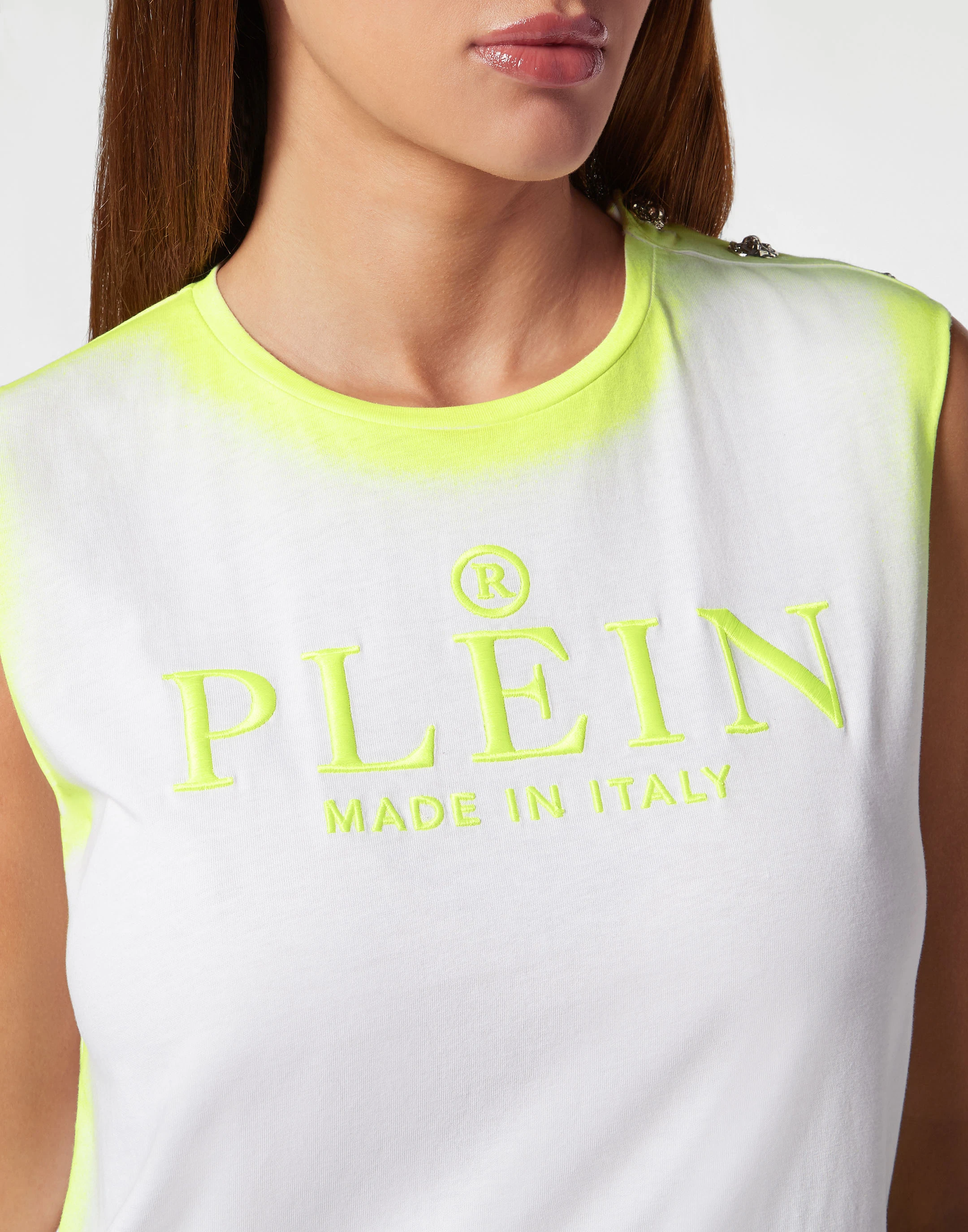 Спортивный топ