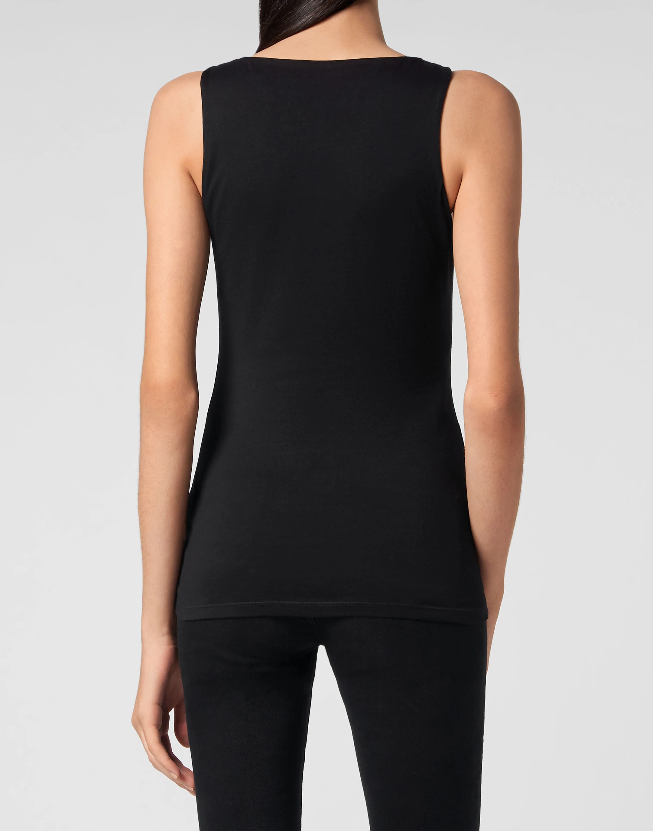 Спортивный топ