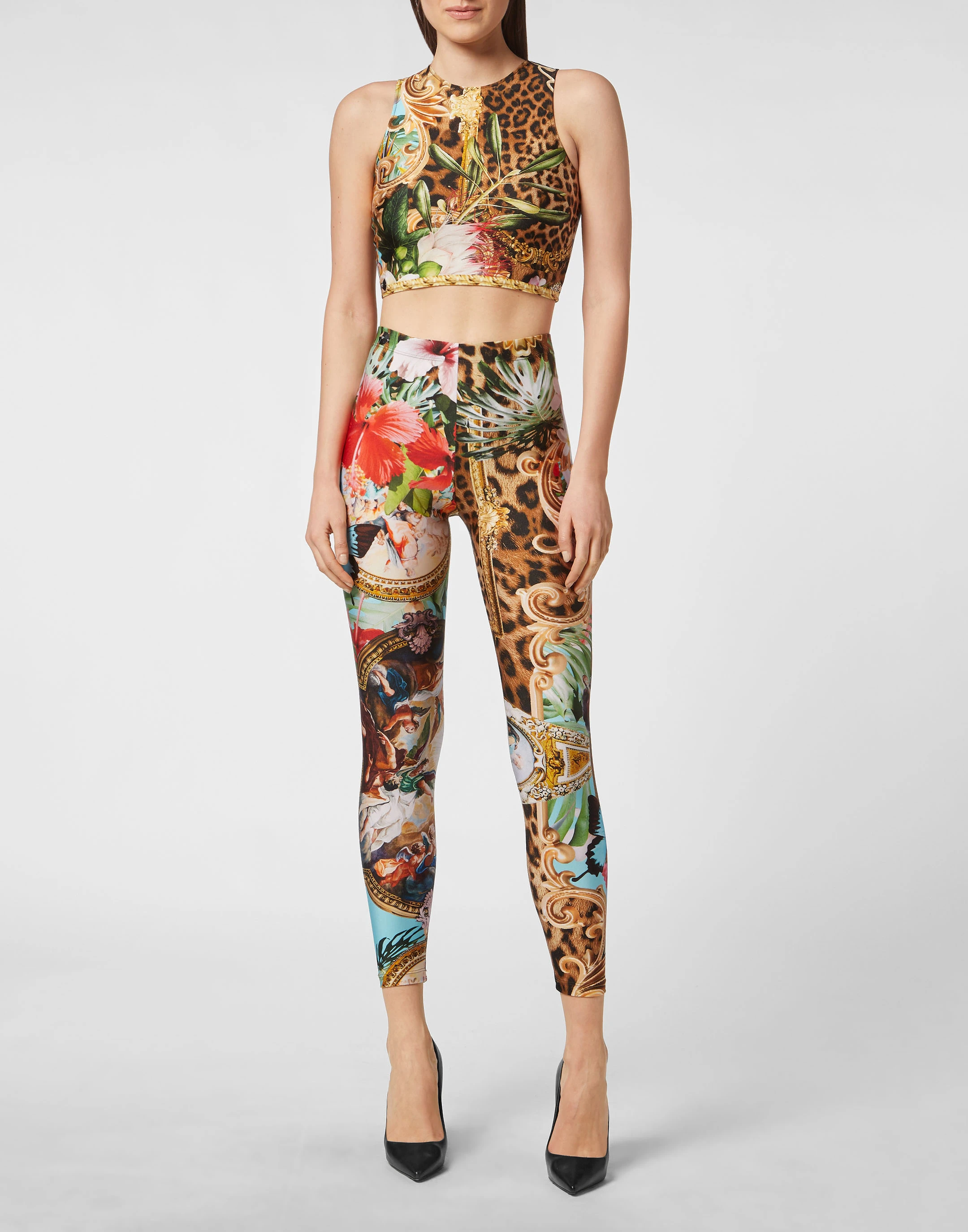 Спортивный топ