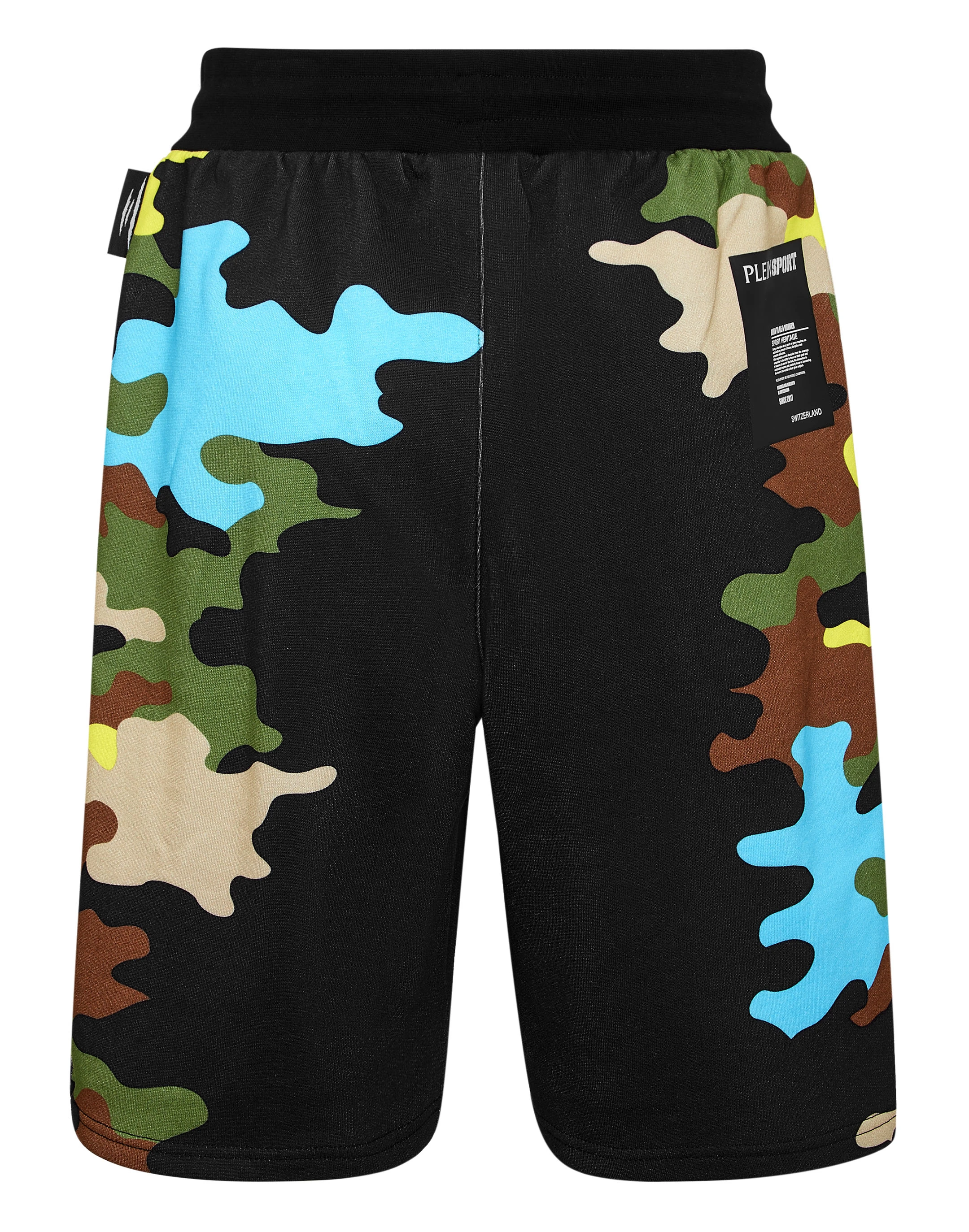 Спортивные шорты