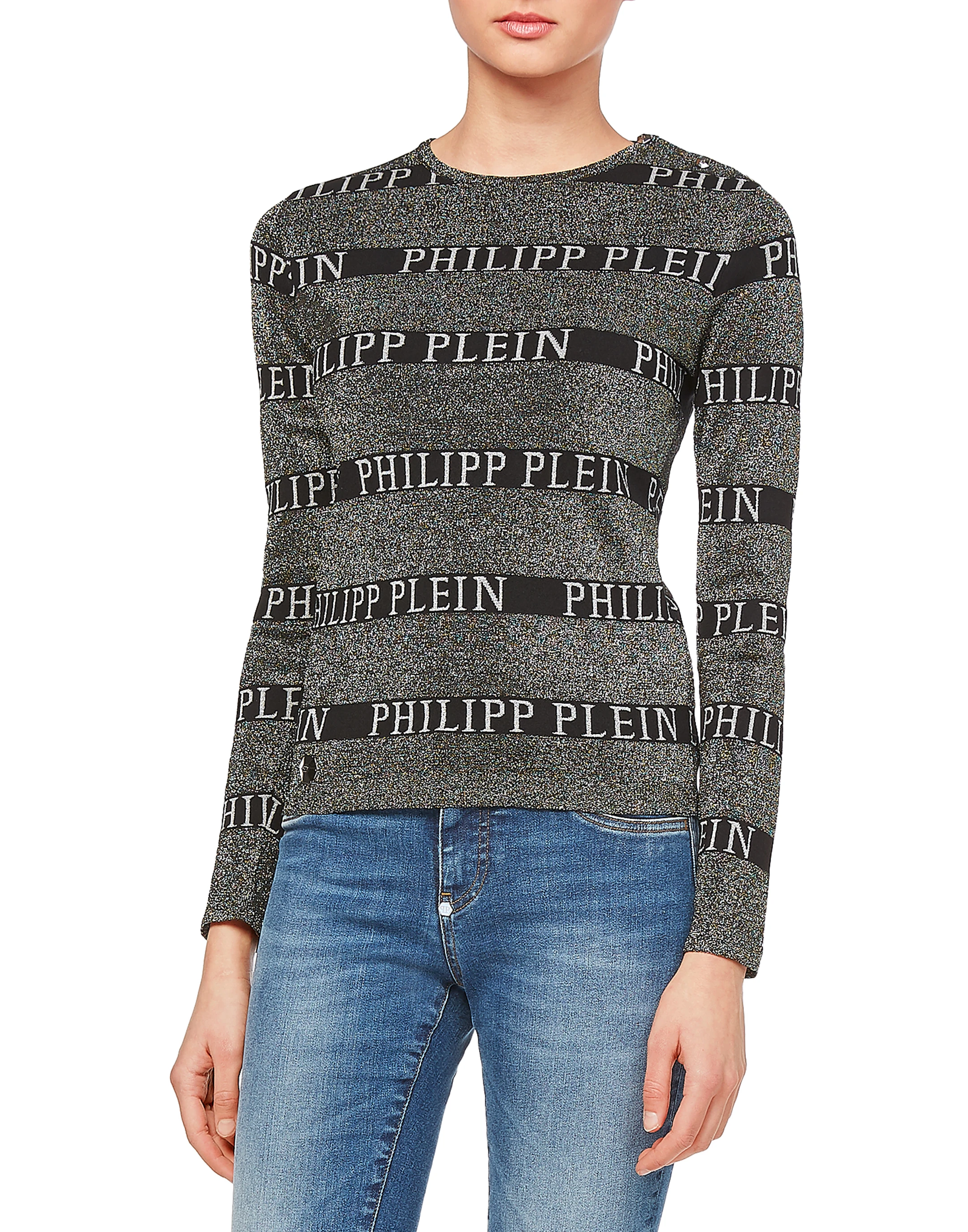 Свитер