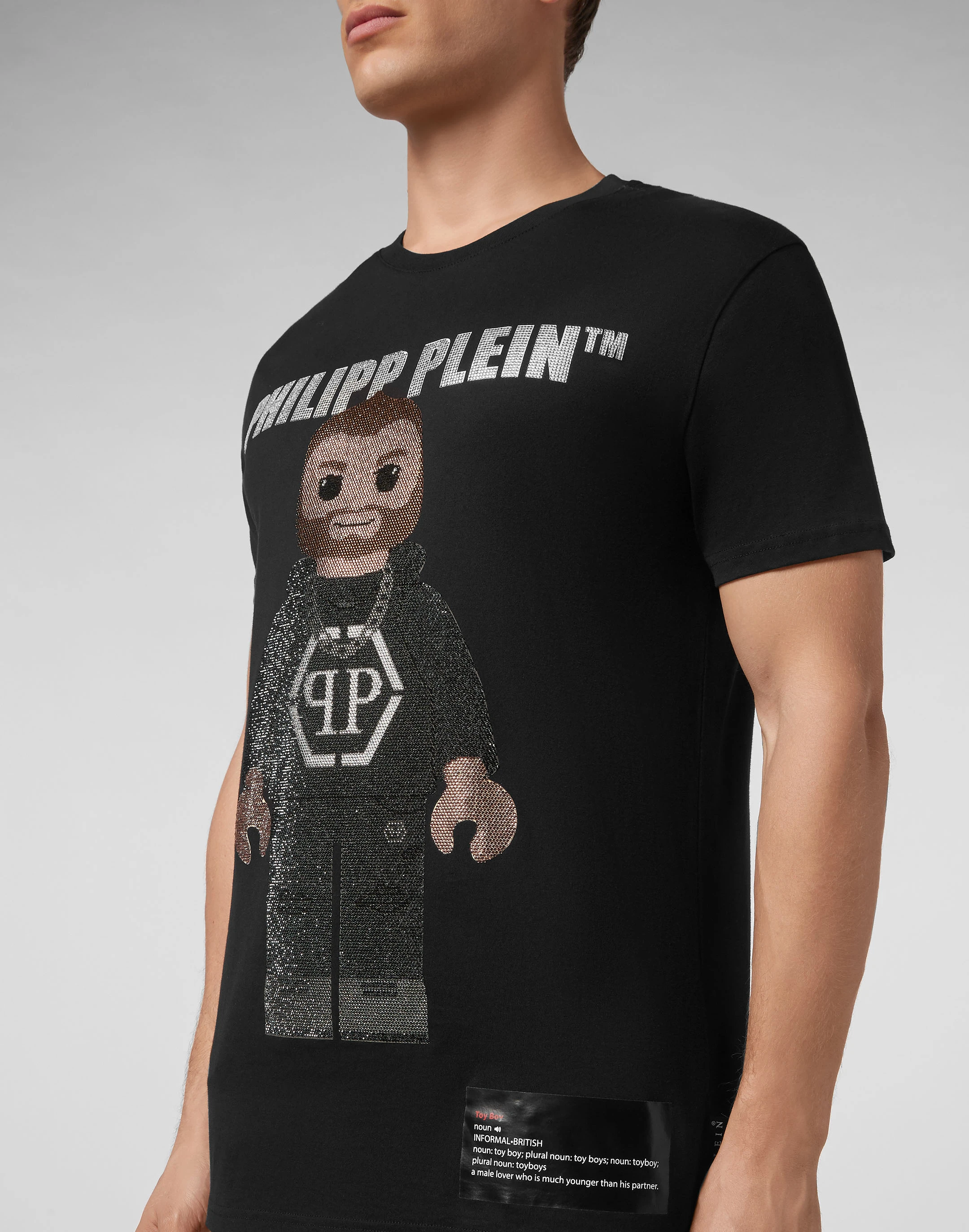 Футболка