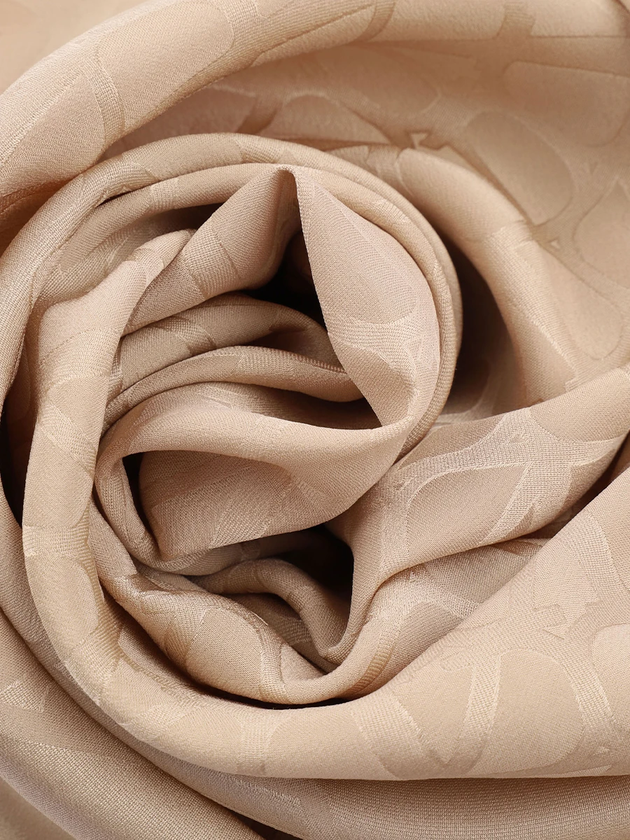 Платок шелковый