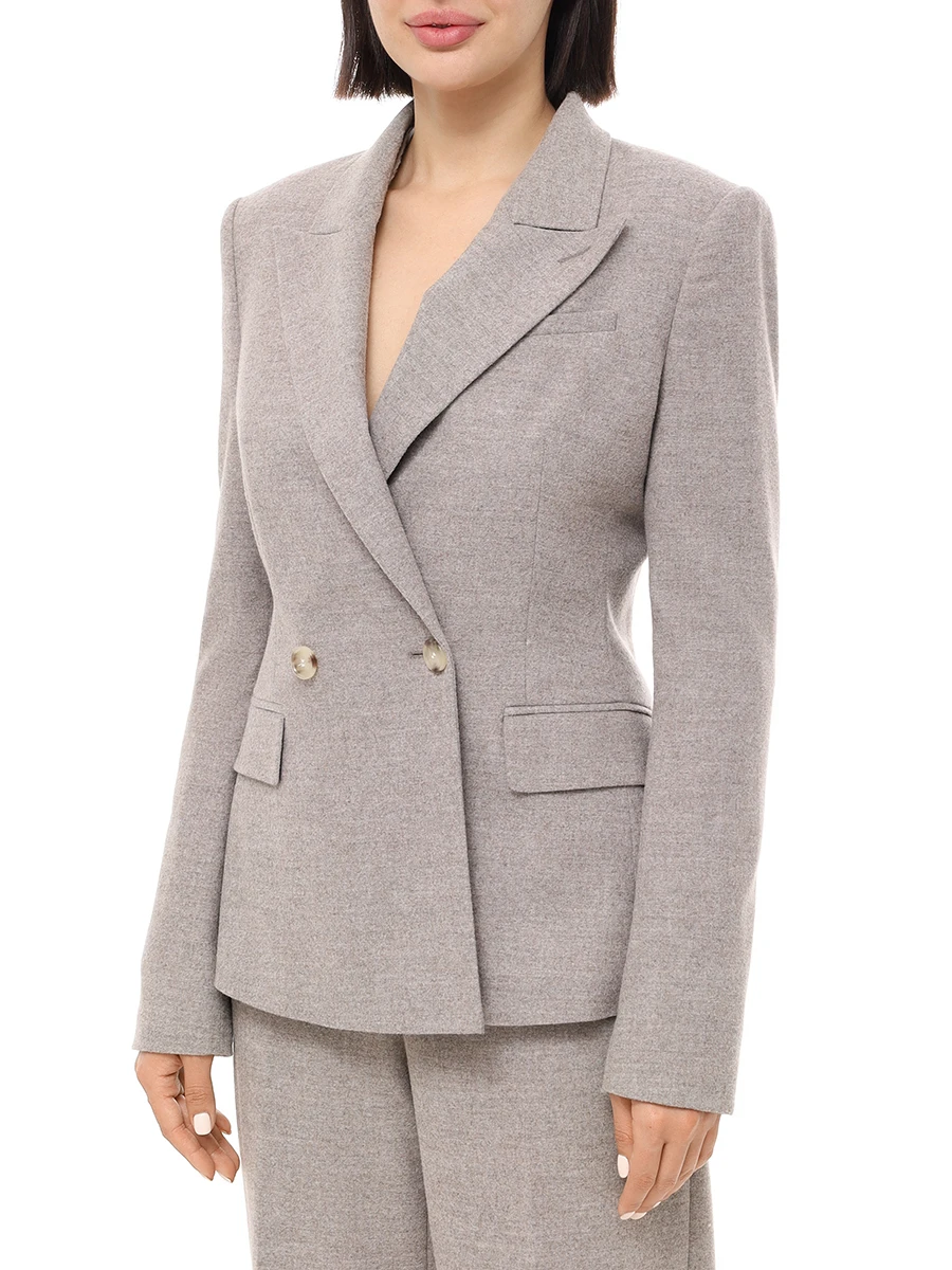 Костюм однотонный