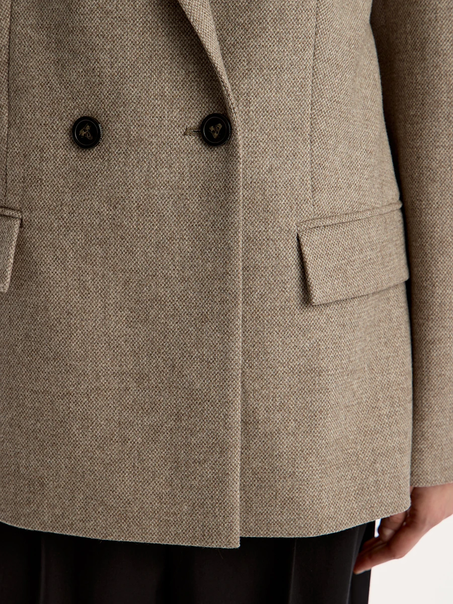 Пиджак двубортный