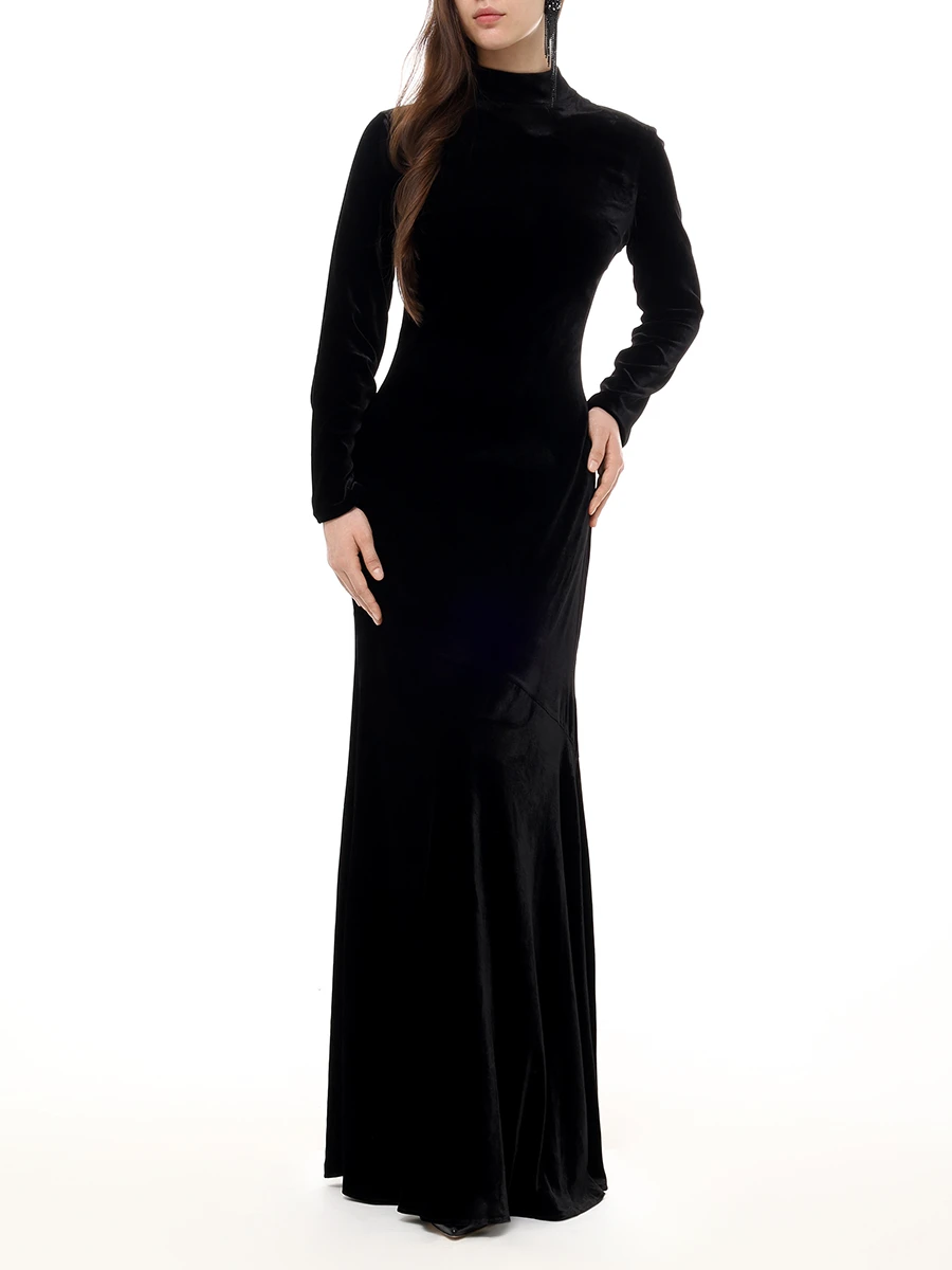 Платье бархатное