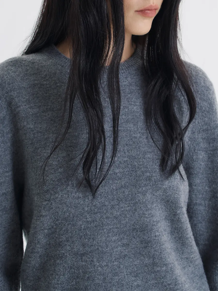 Джемпер шерстяной Luxembourg