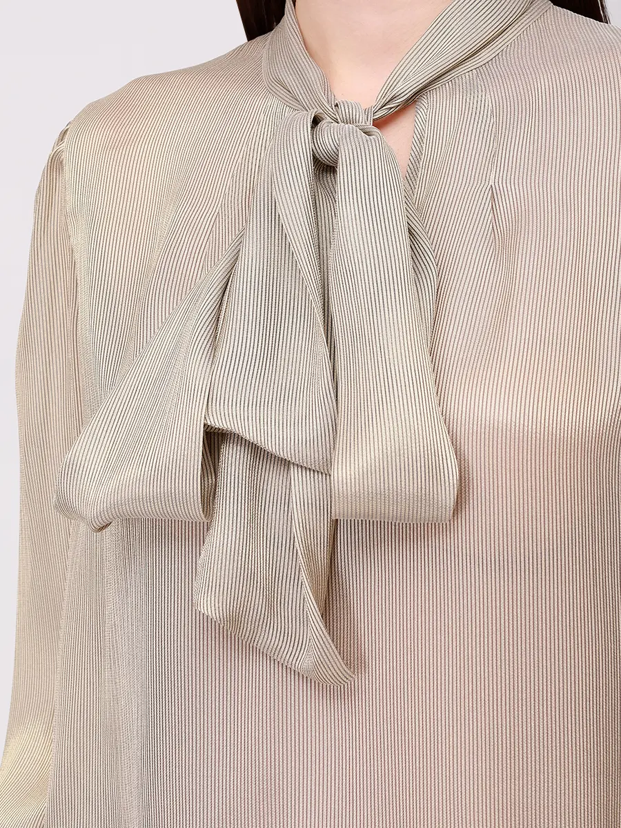 Блуза шелковая