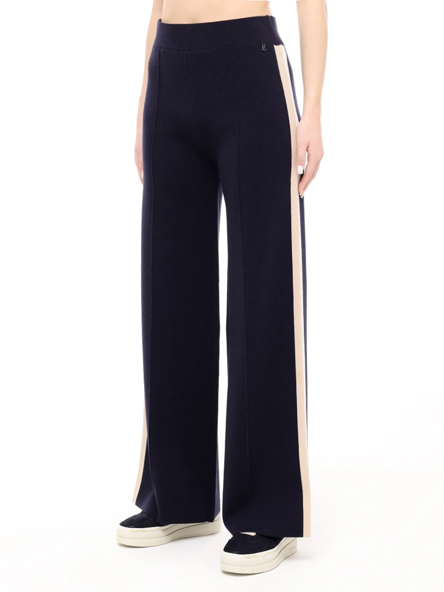 Костюм шерстяной