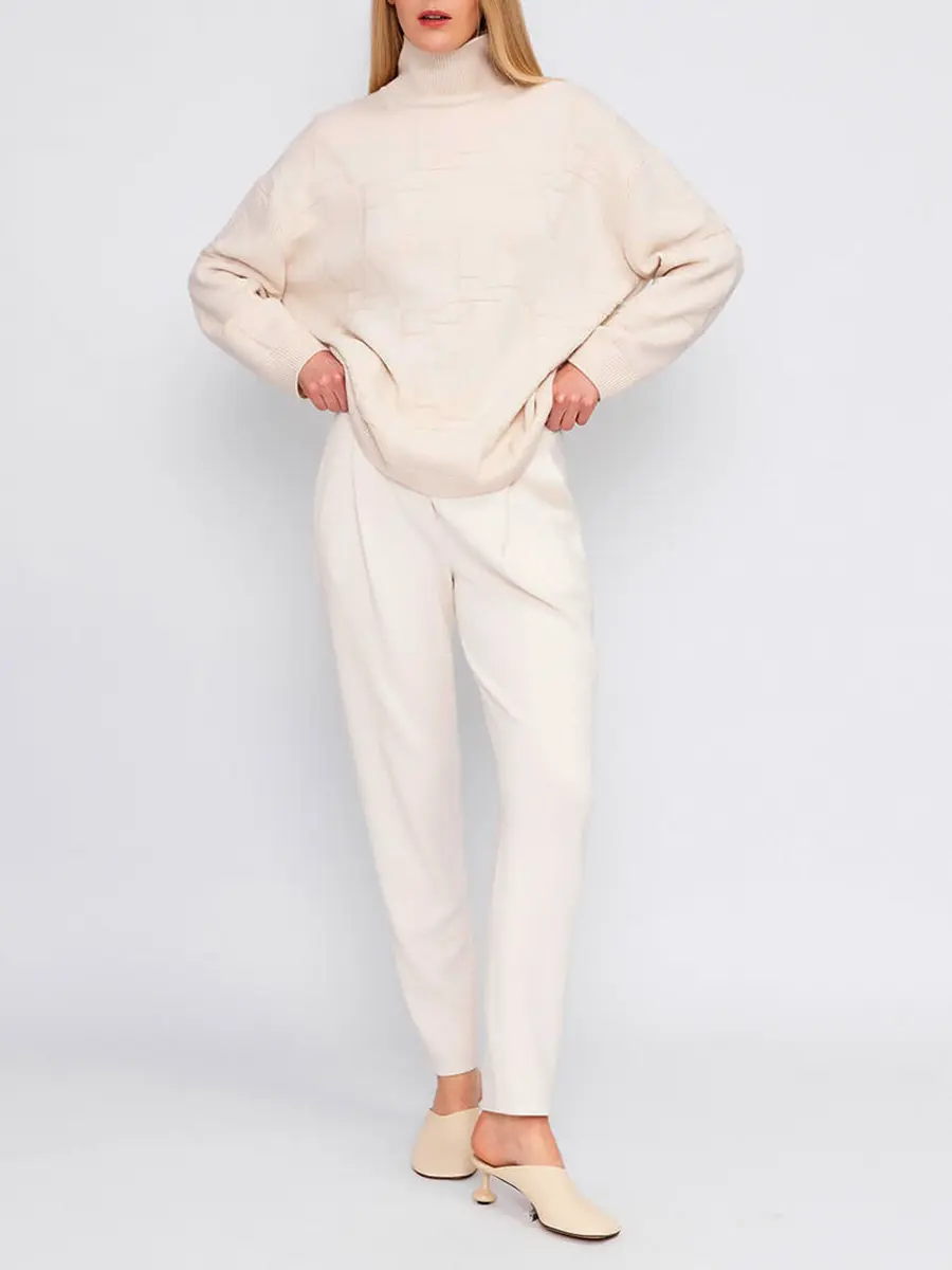 Свитер шерстяной