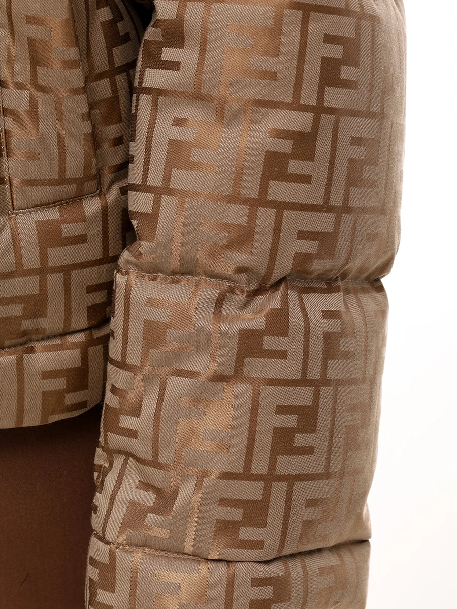 Пуховик стеганый