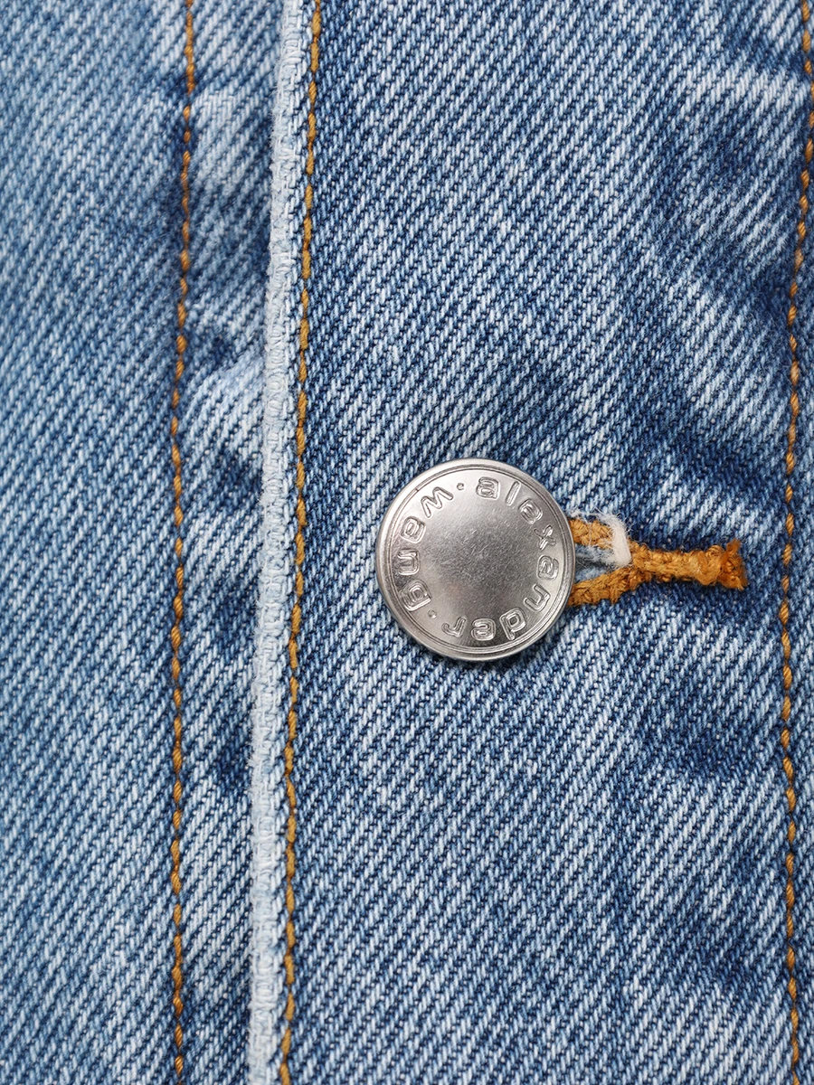 Куртка джинсовая