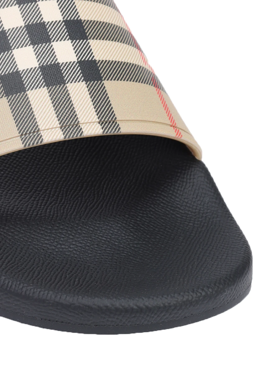 Шлепанцы резиновые