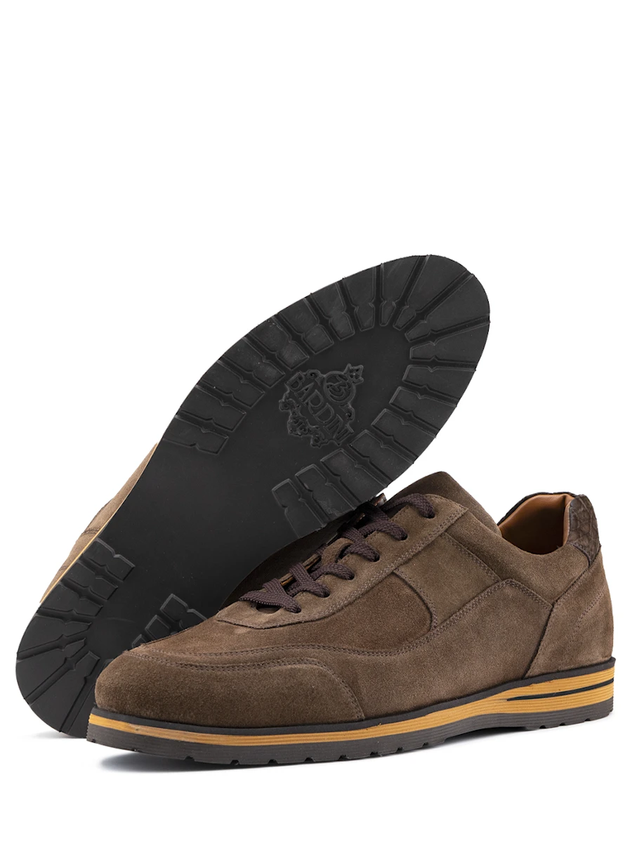 Кроссовки замшевые