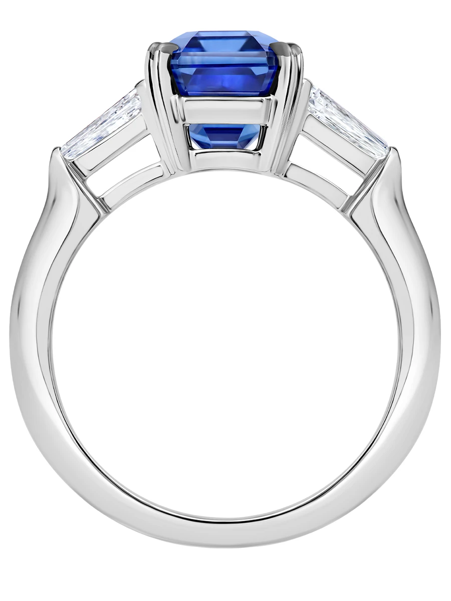 Кольцо с сапфиром и бриллиантами