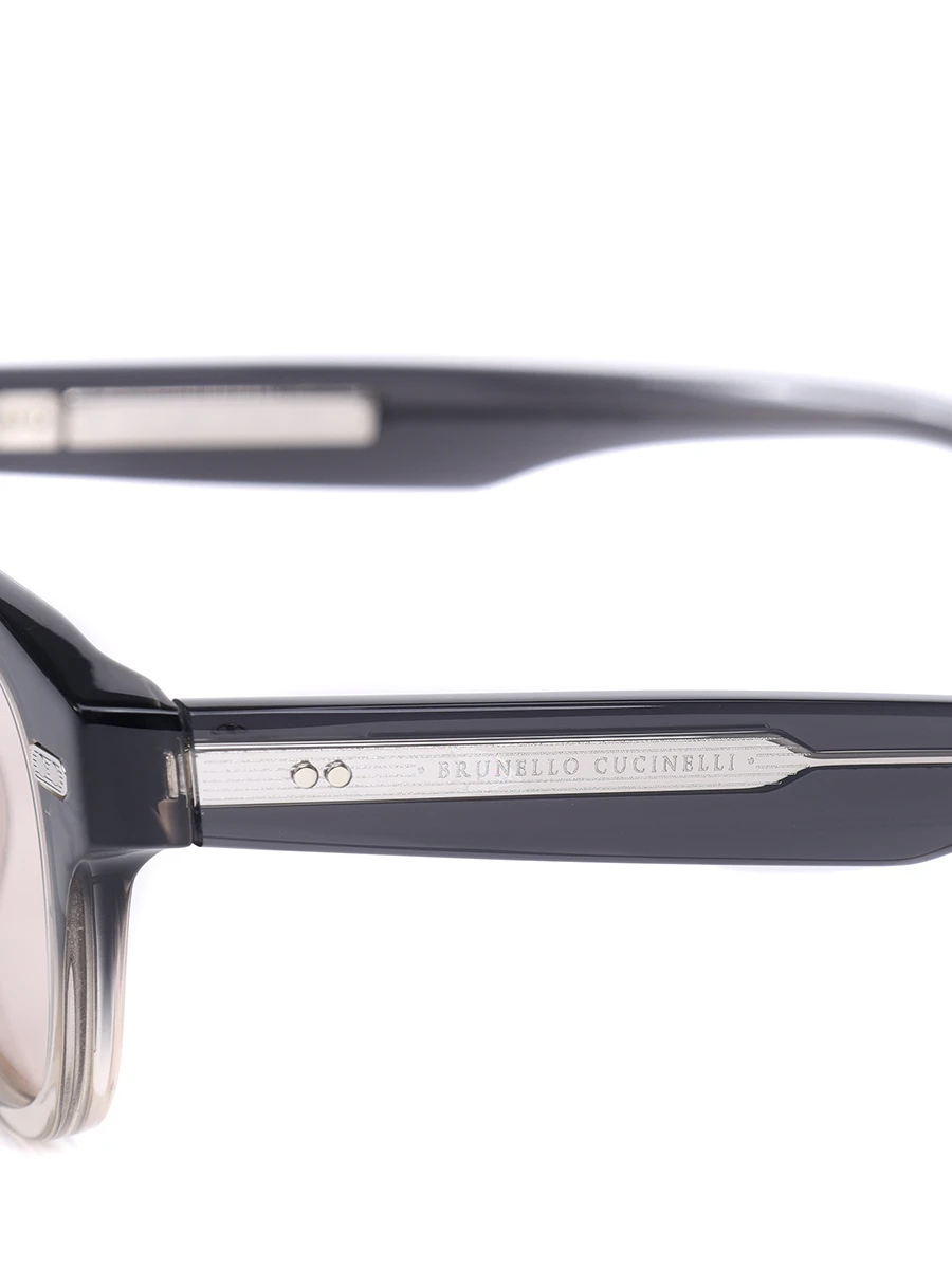 Очки солнцезащитные