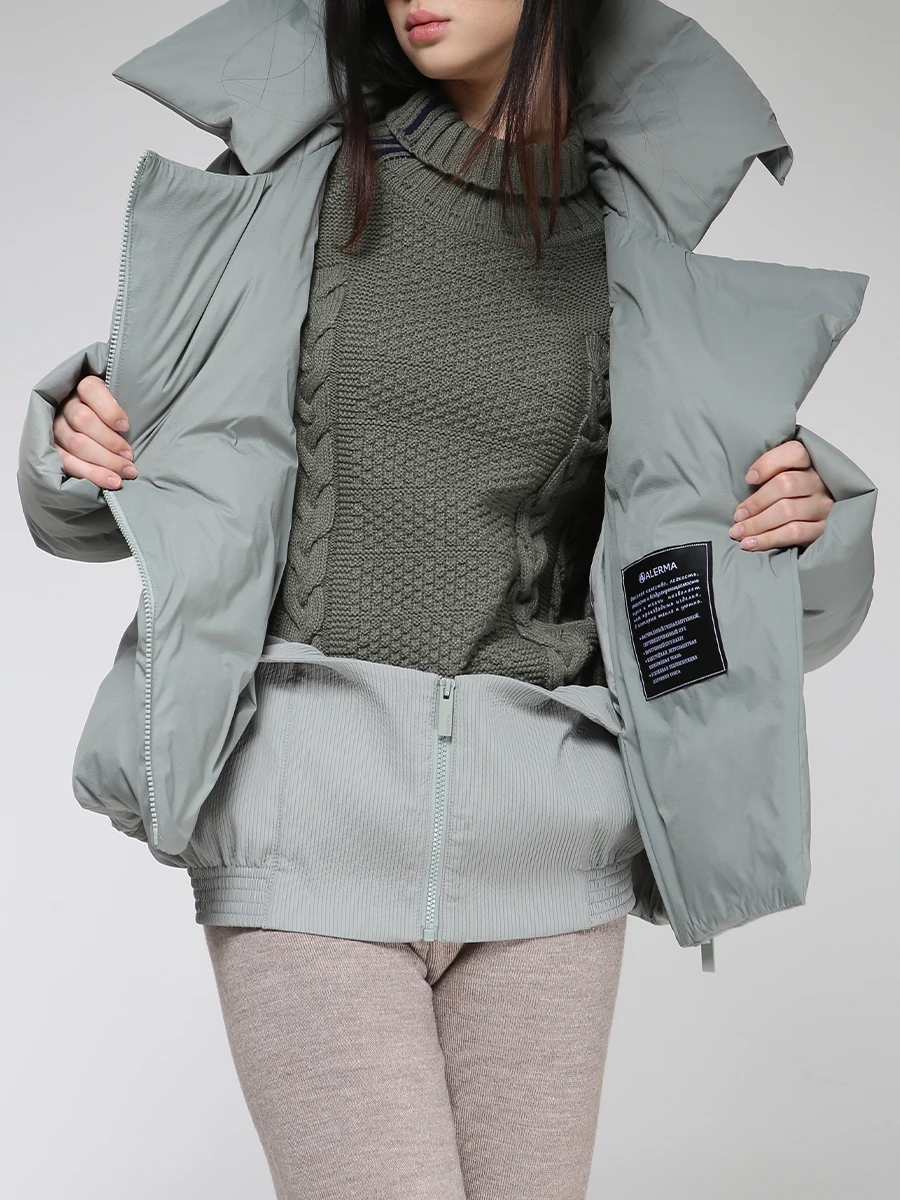 Пуховик однотонный