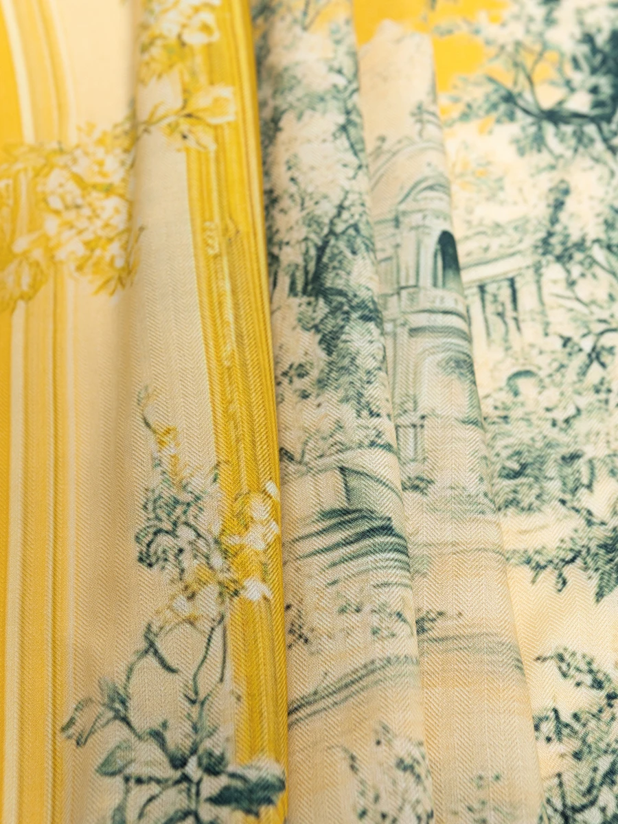 Платок-каре из шерсти и шелка Туаль де Жуи Русский код