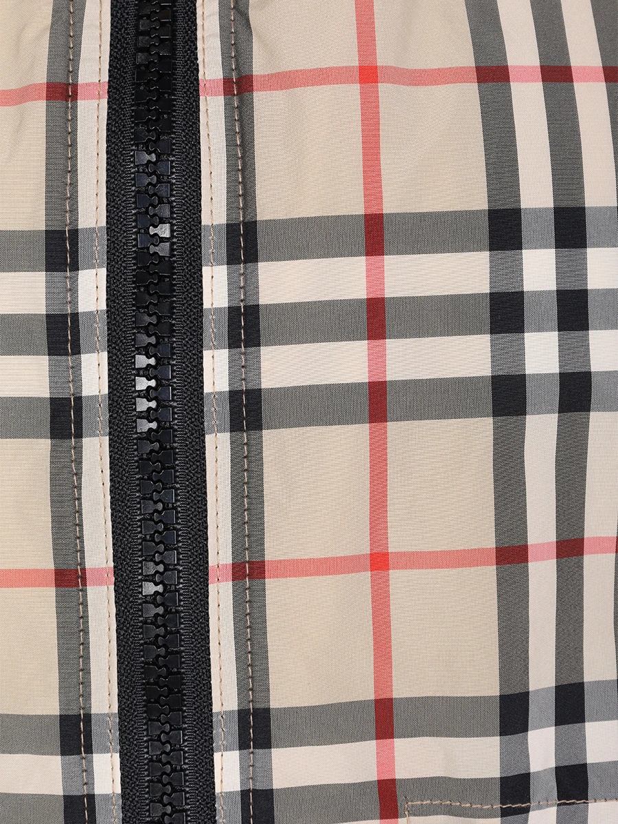 Ветровка с принтом