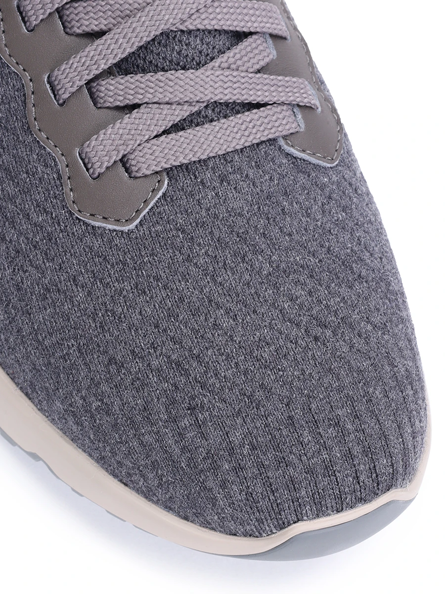 Кроссовки текстильные