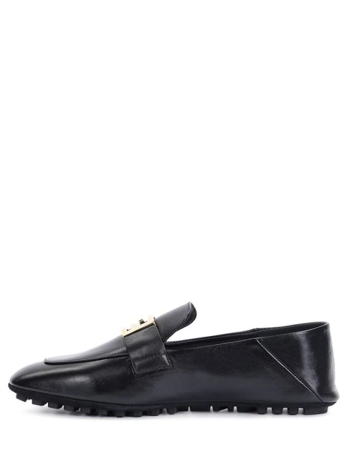 Мокасины кожаные FENDI