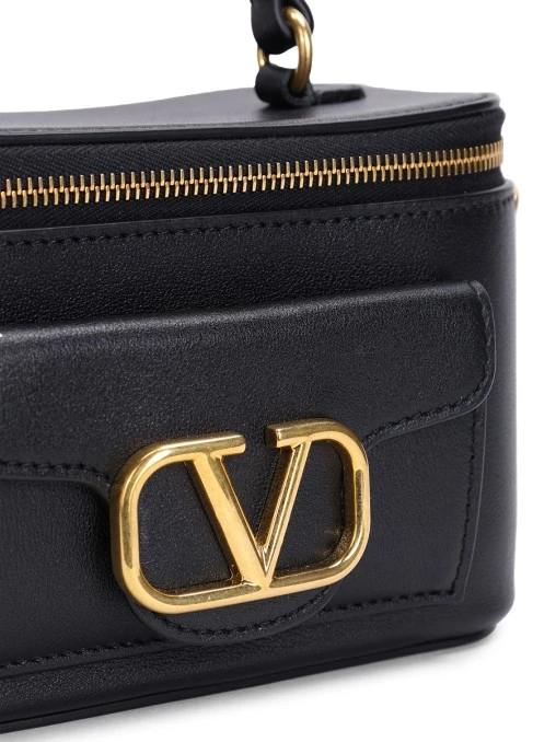 Сумка-косметичка кожаная VALENTINO