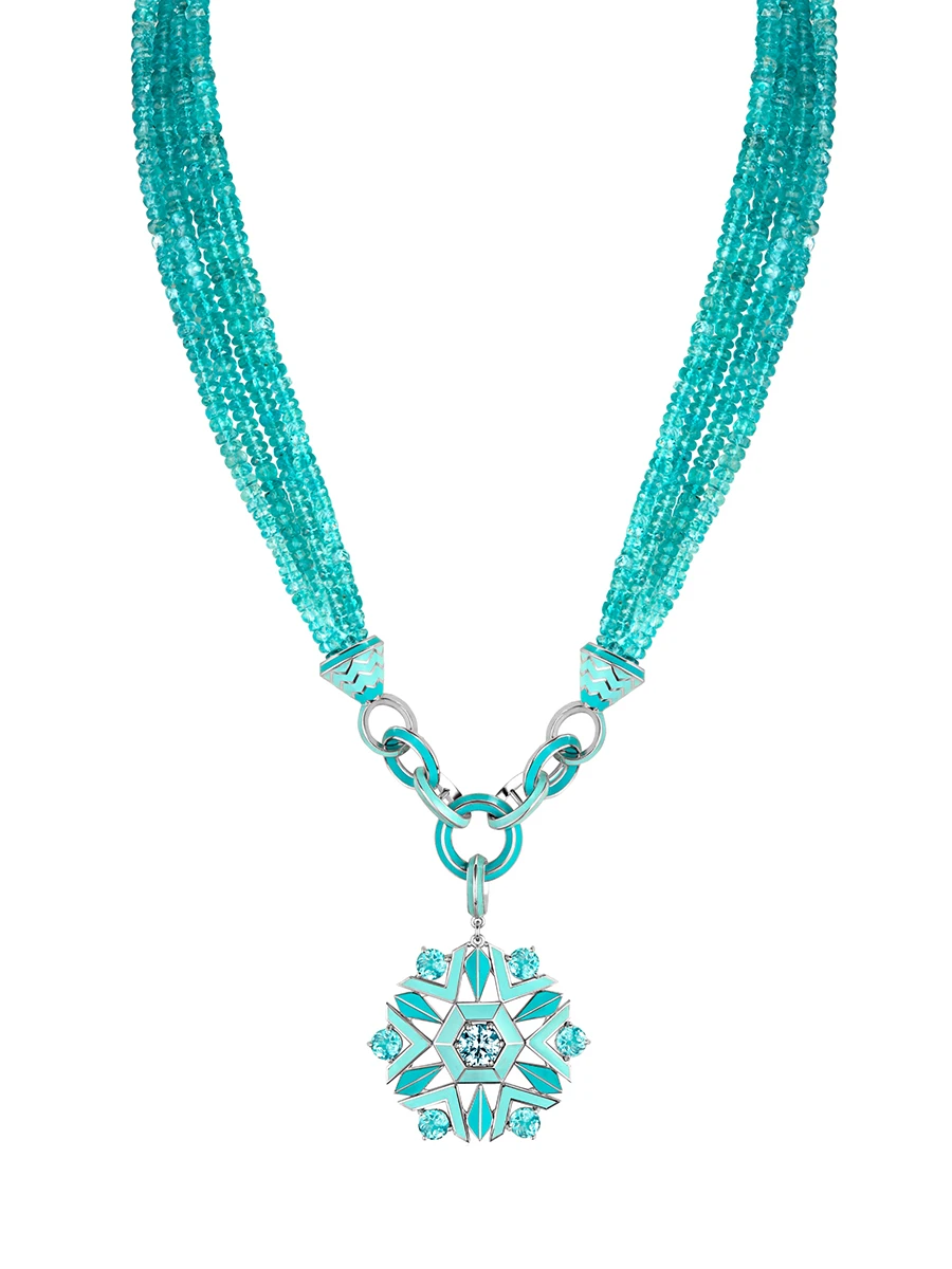 Колье из серебра с кулоном с бирюзовой эмалью и апатитами