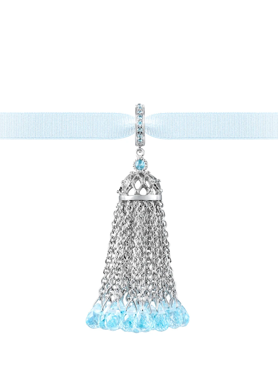 Кулон из белого золота с топазами