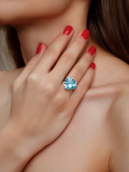 Кольцо из белого золота с топазом YANA JEWELLERY