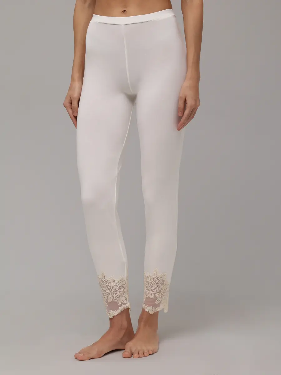 Леггинсы с кружевом