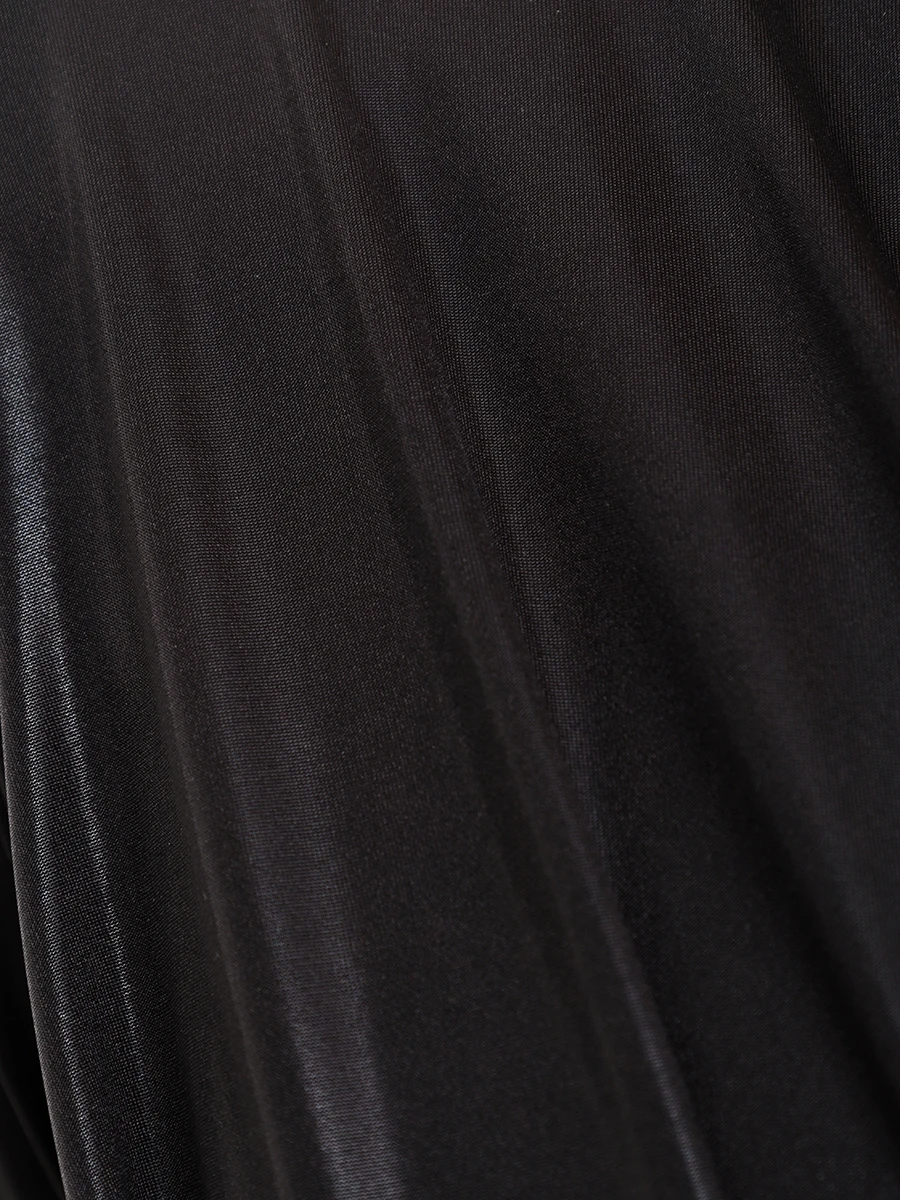 Платье с разрезом