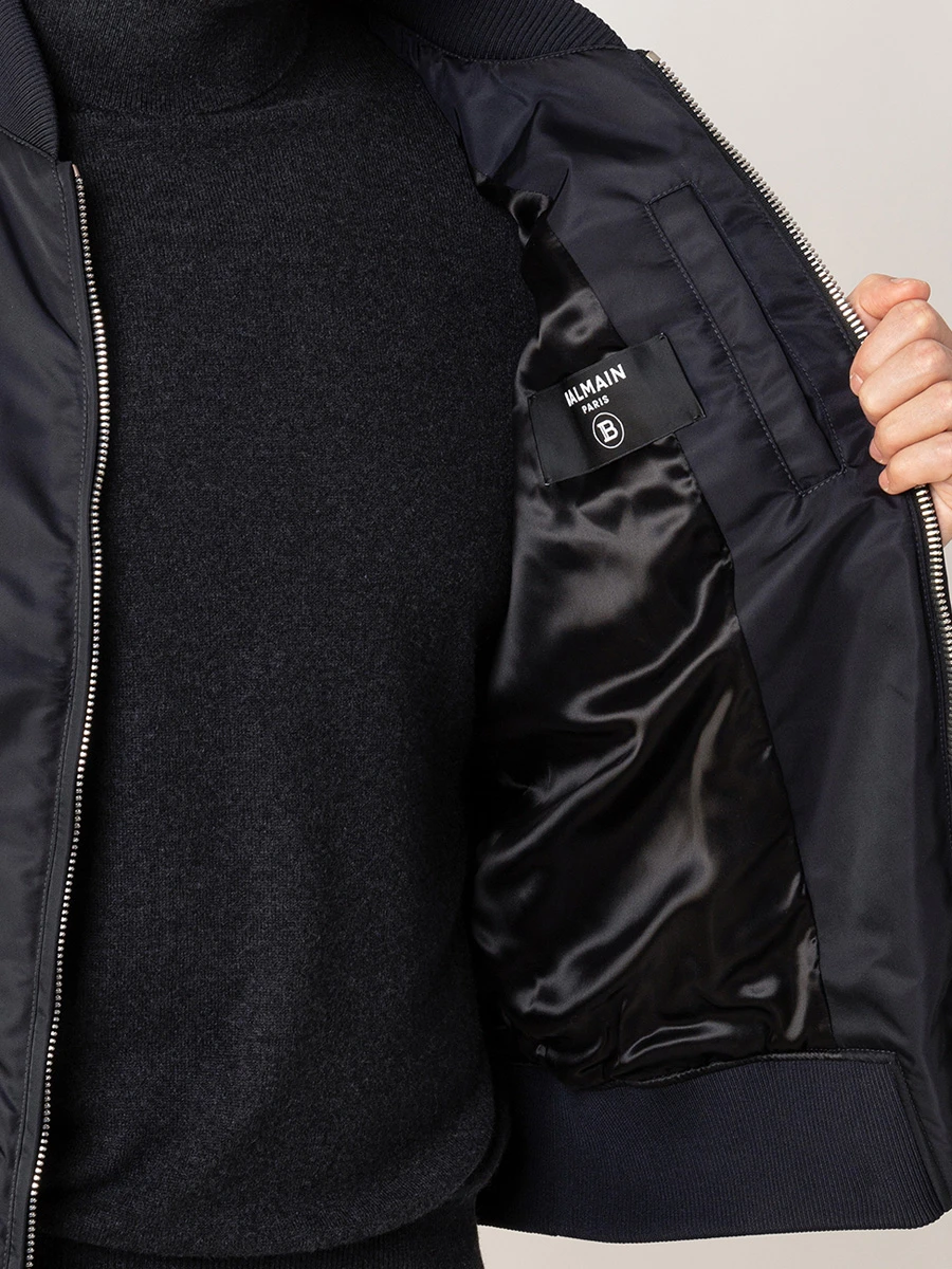 Бомбер однотонный