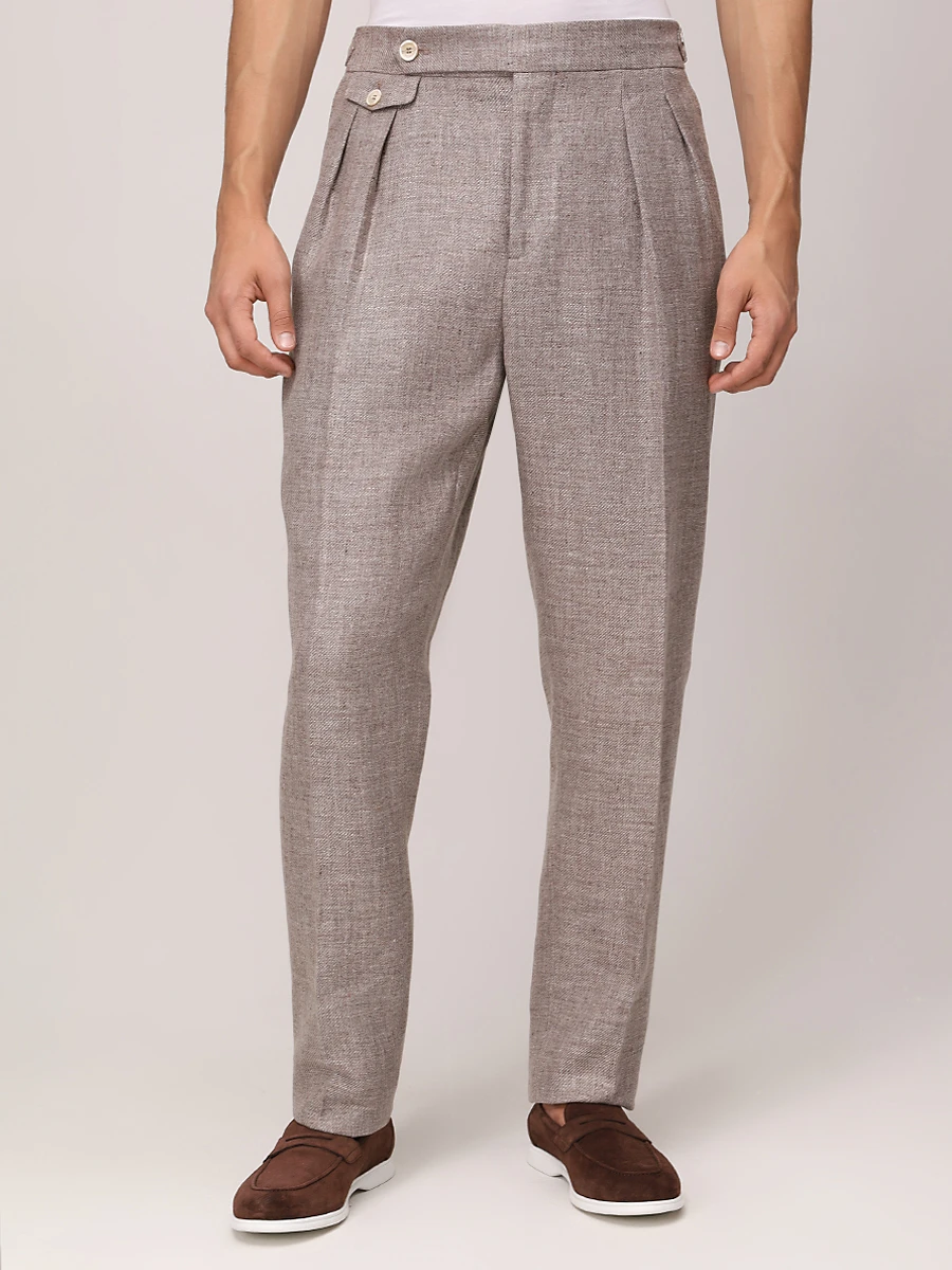 Костюм изо льна и шерсти