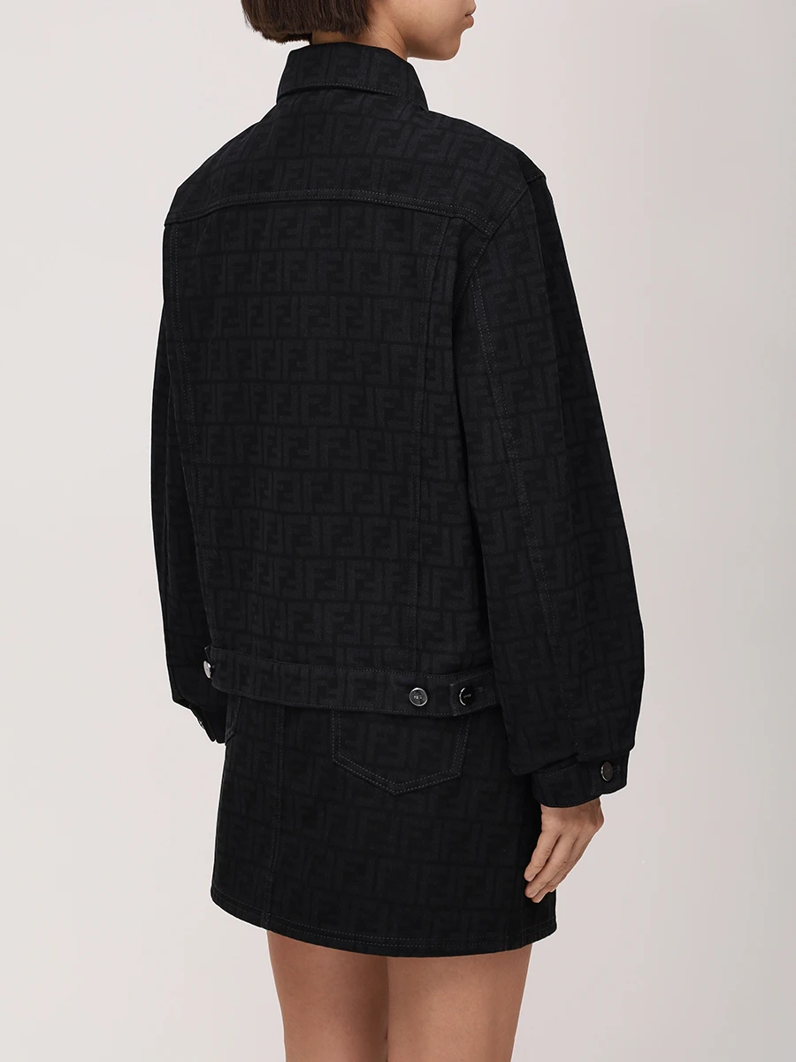 Куртка джинсовая